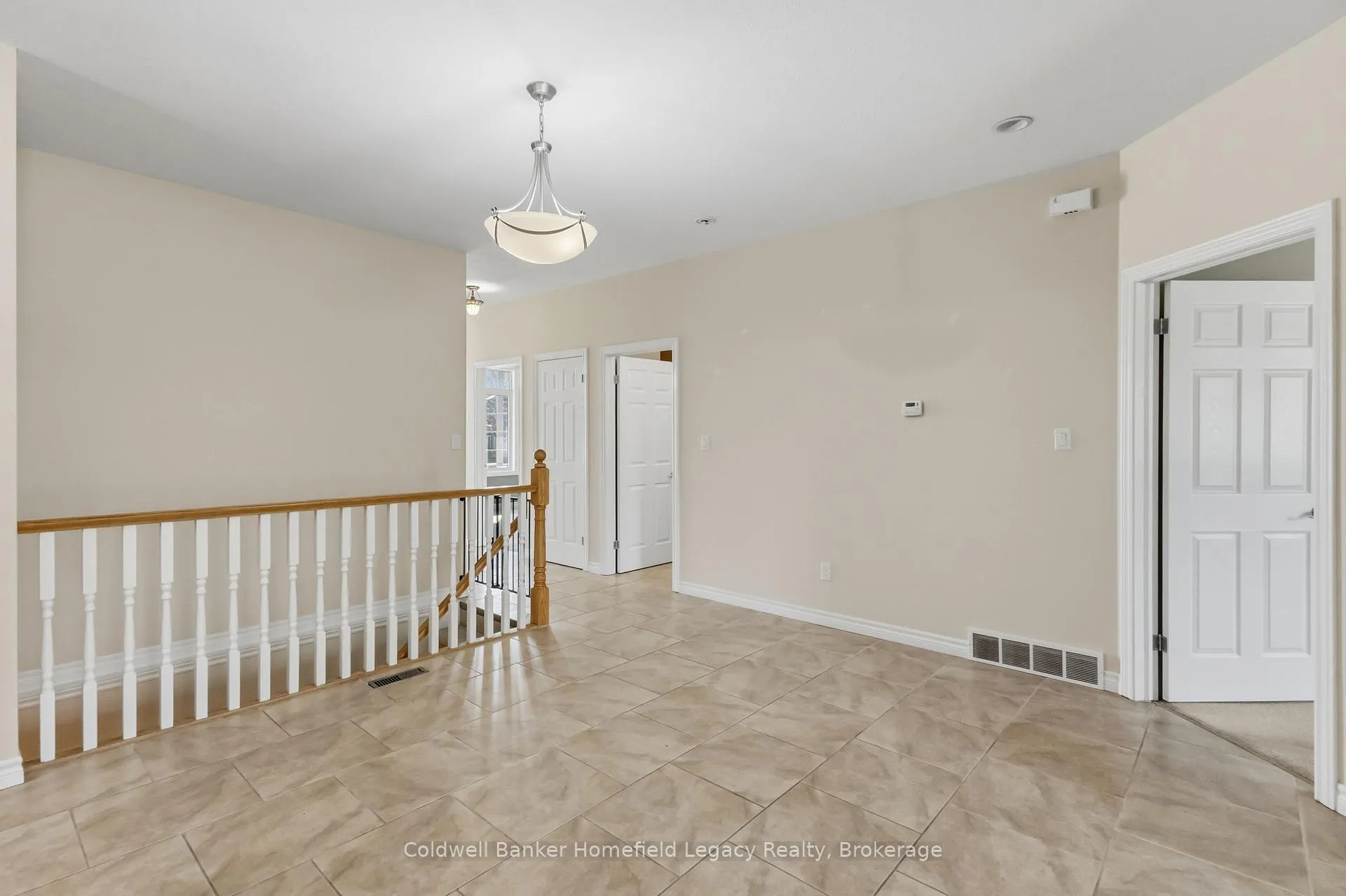 Photo 23 of Unit 1, 220 Walnut Street, Lucan Biddulph, Lucan — HOMEH