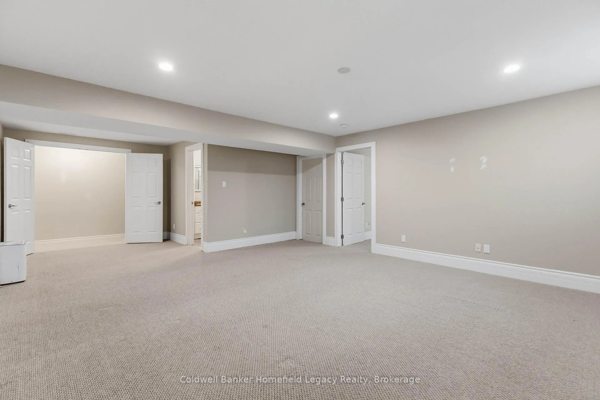 Photo 42 of Unit 1, 220 Walnut Street, Lucan Biddulph, Lucan — HOMEH
