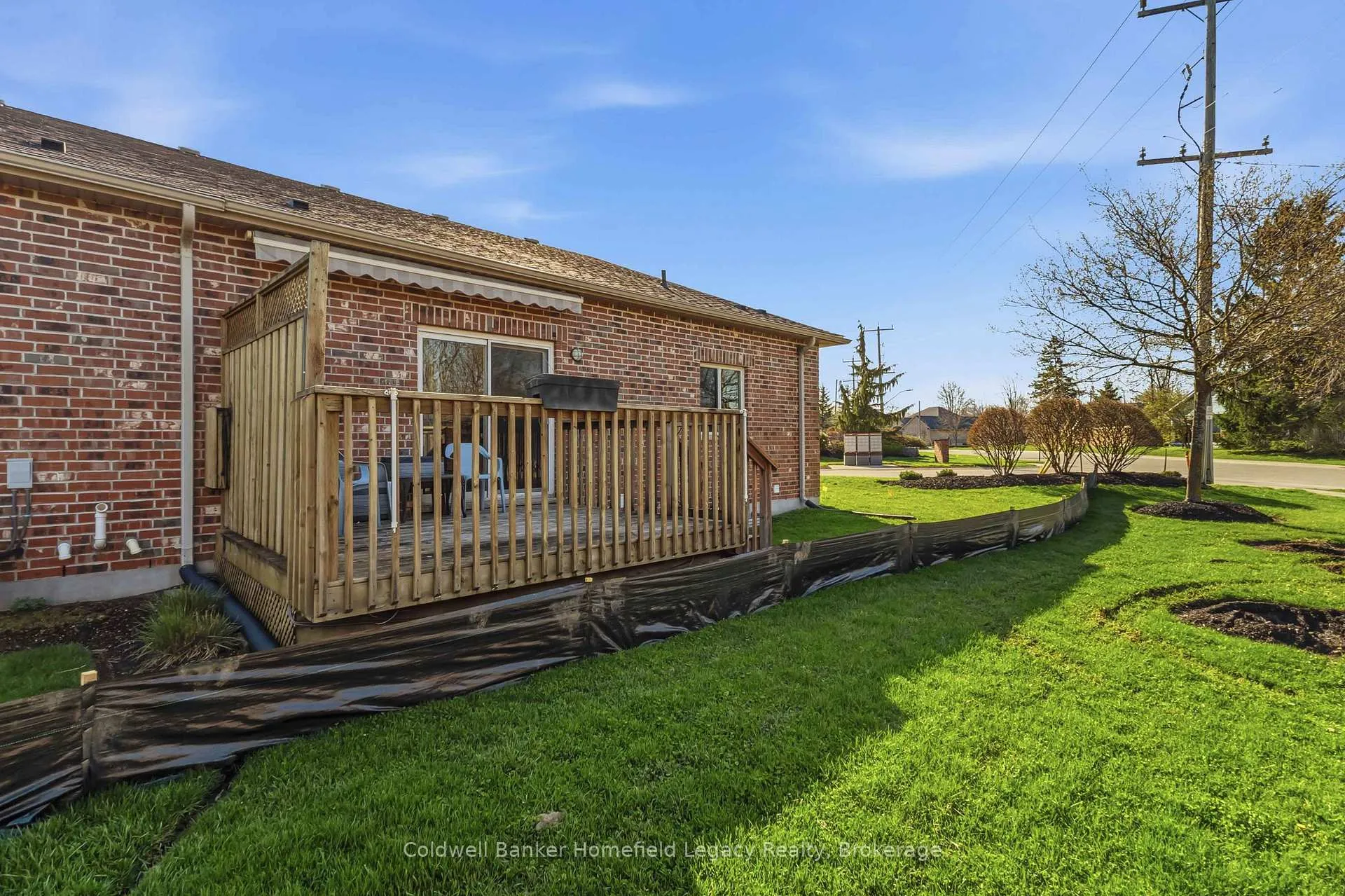 Photo 49 of Unit 1, 220 Walnut Street, Lucan Biddulph, Lucan — HOMEH