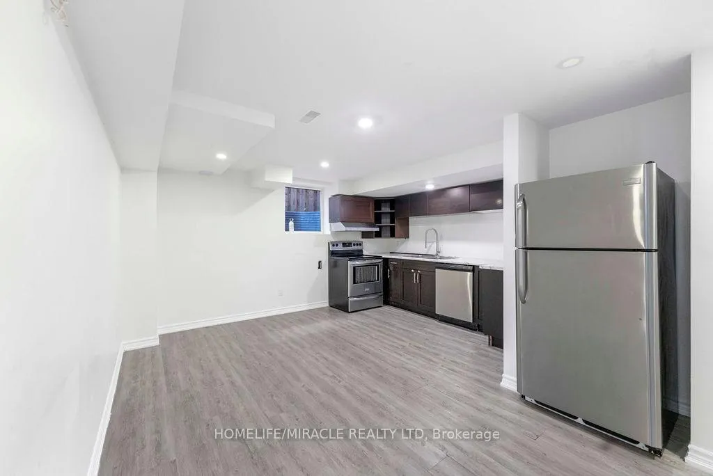 Photo 4 of Unit Basement, 1330 Aldergrove Drive, Oshawa, Taunton — HOMEH