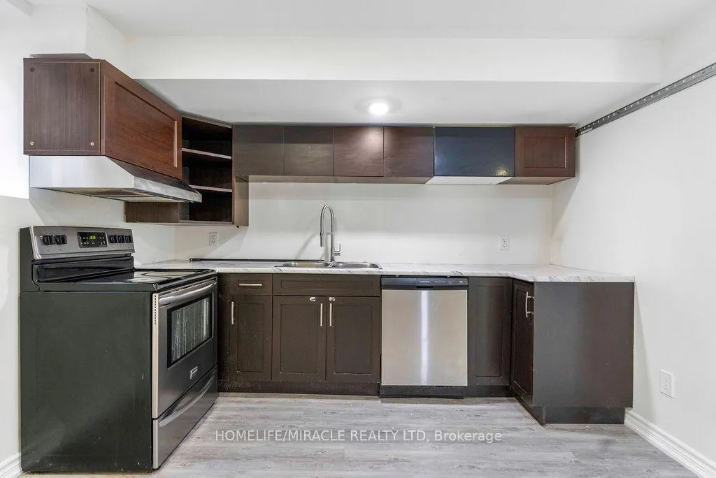 Photo 6 of Unit Basement, 1330 Aldergrove Drive, Oshawa, Taunton — HOMEH