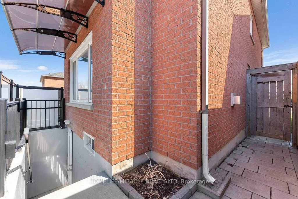 Photo 24 of Unit Basement, 1330 Aldergrove Drive, Oshawa, Taunton — HOMEH