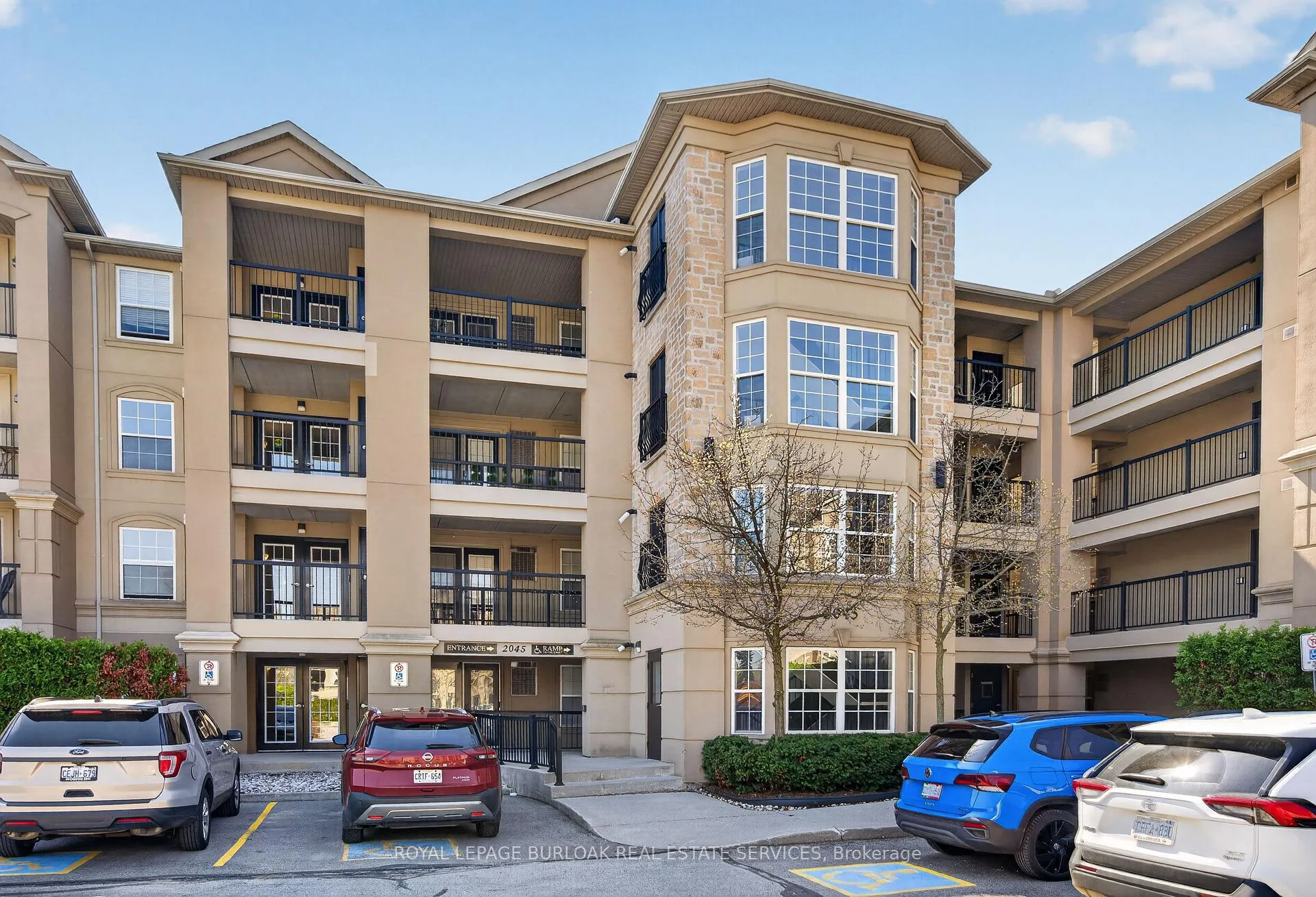 Photo 3 of Unit 113, 2045 Appleby Line, Burlington, Uptown — HOMEH