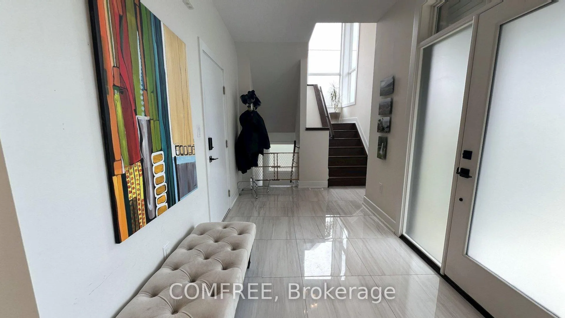 Photo 9 of 498 Phyllis Street, London, South E — HOMEH