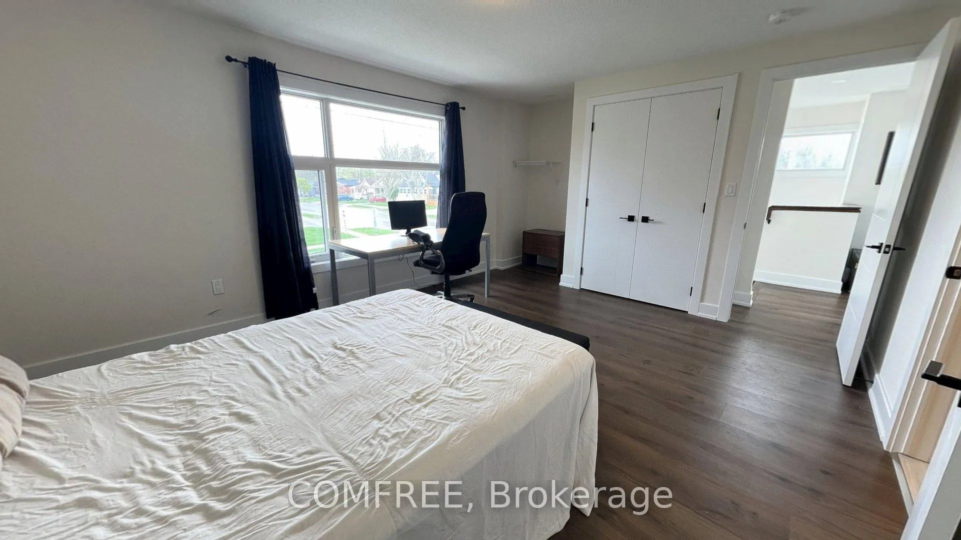 Photo 14 of 498 Phyllis Street, London, South E — HOMEH