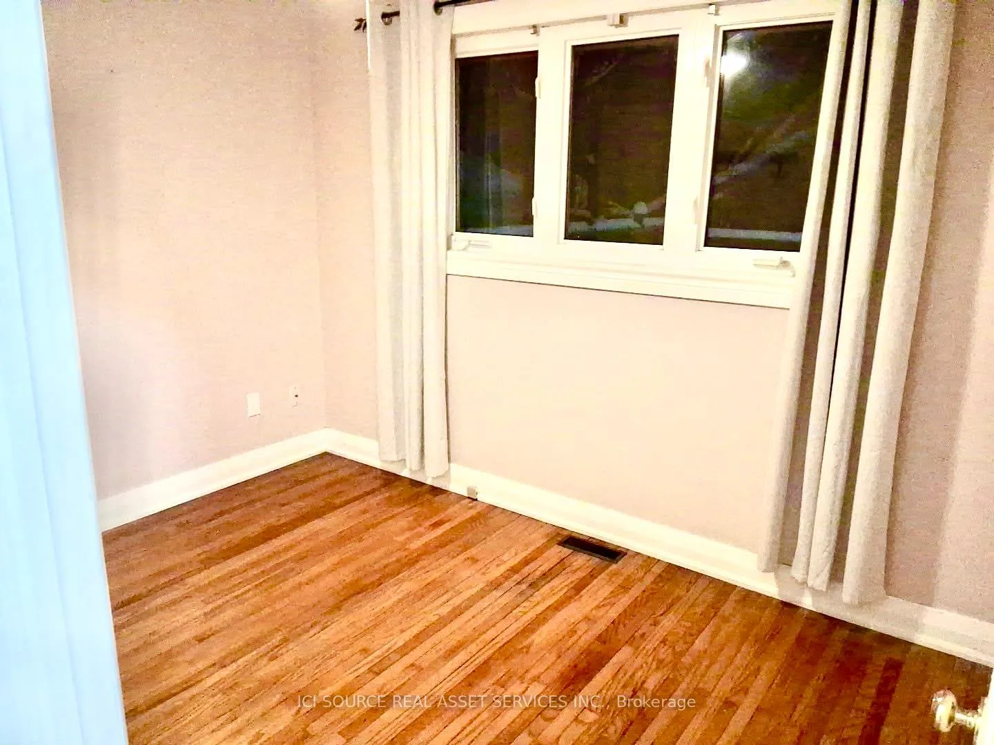 Photo 6 of Unit Upper Unit, 146 Langarth Street W, London, South E — HOMEH
