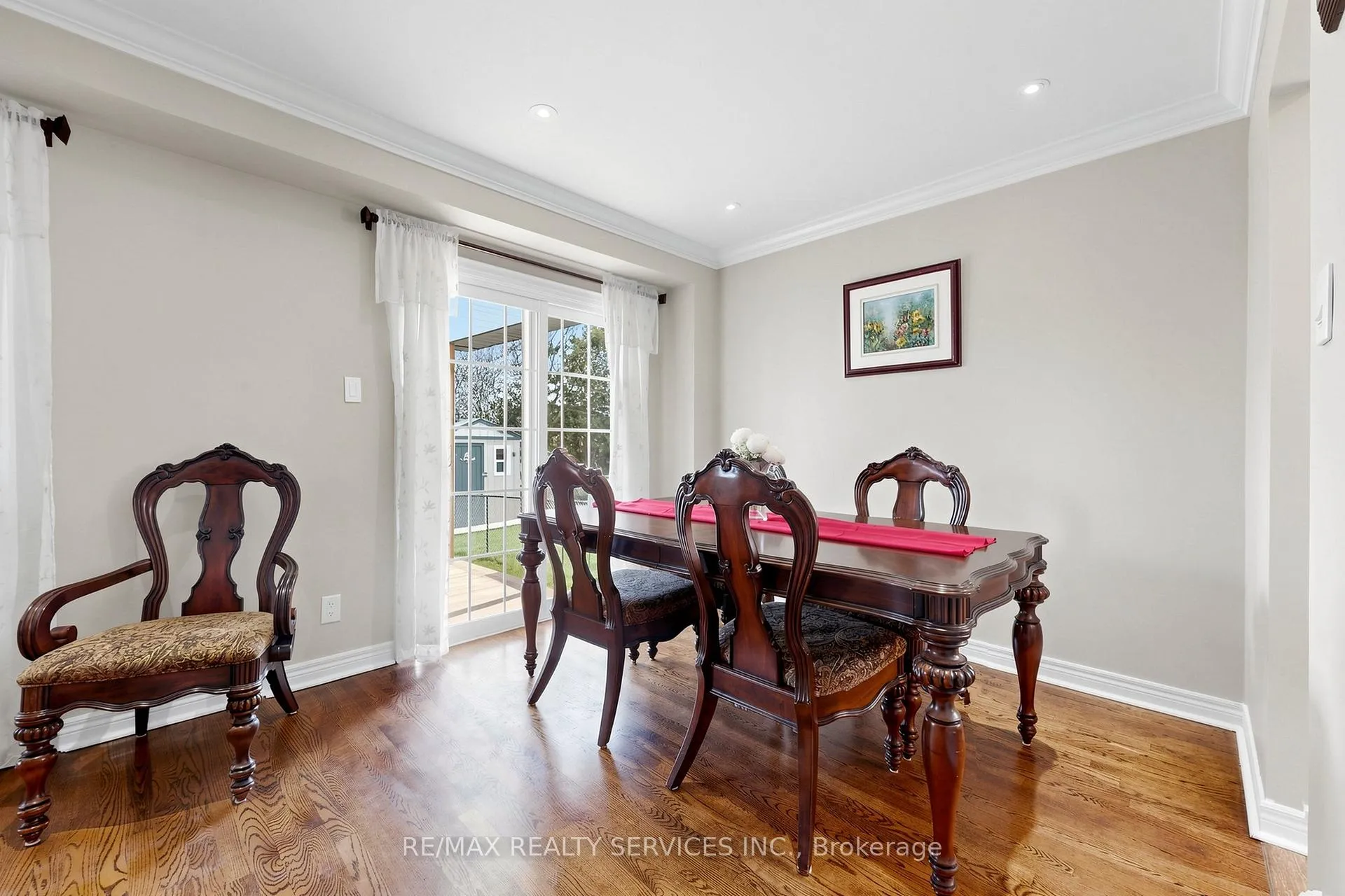 Photo 12 of 160 Newbridge Crescent, Brampton, Westgate — HOMEH