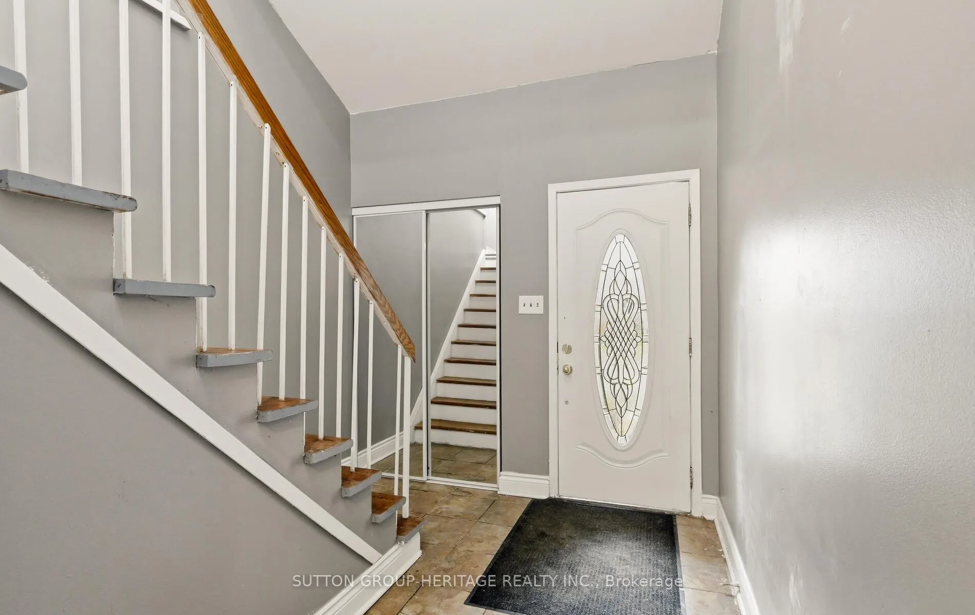 Photo 3 of 1778 Bronte Square, Pickering, Liverpool — HOMEH