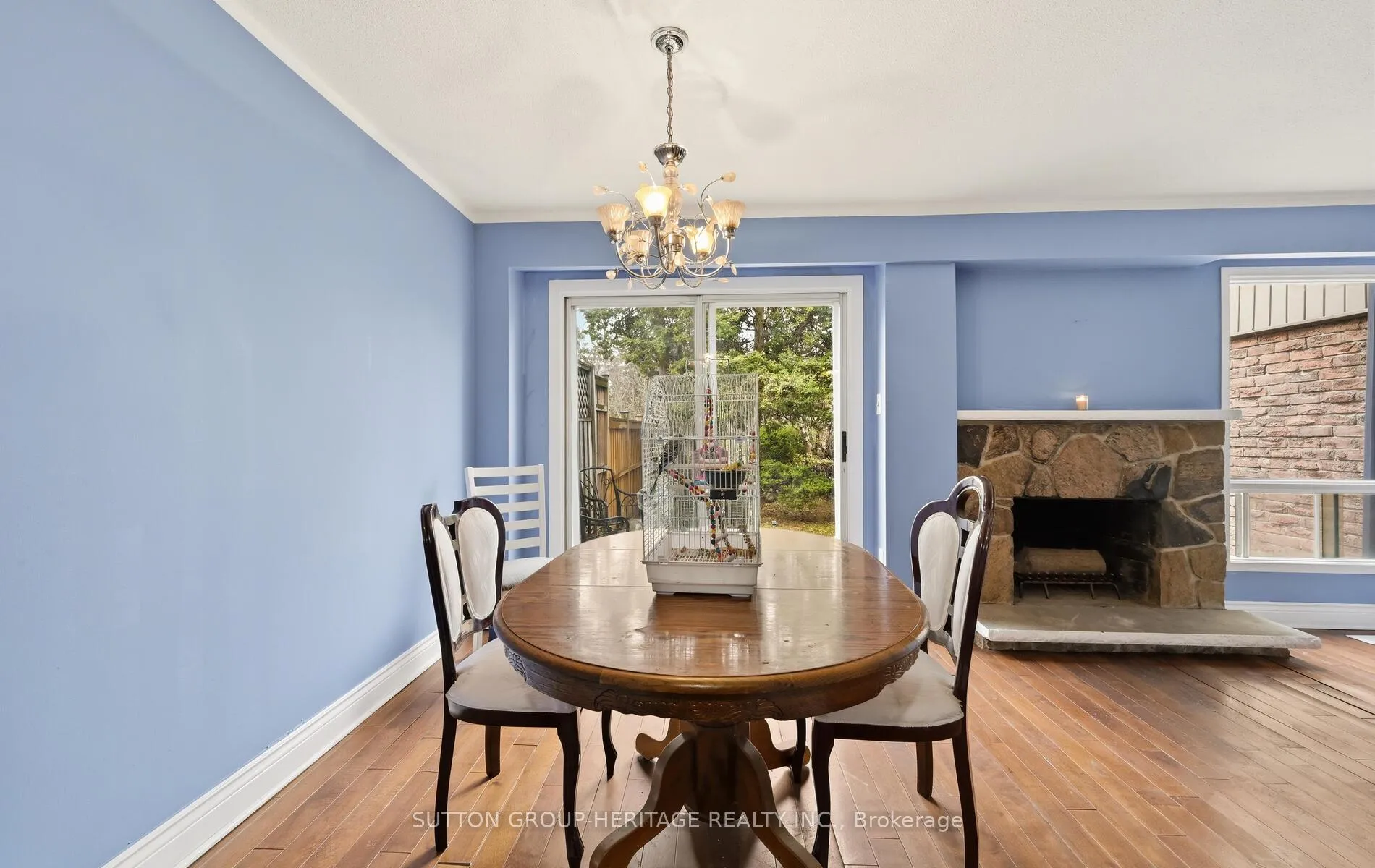 Photo 8 of 1778 Bronte Square, Pickering, Liverpool — HOMEH