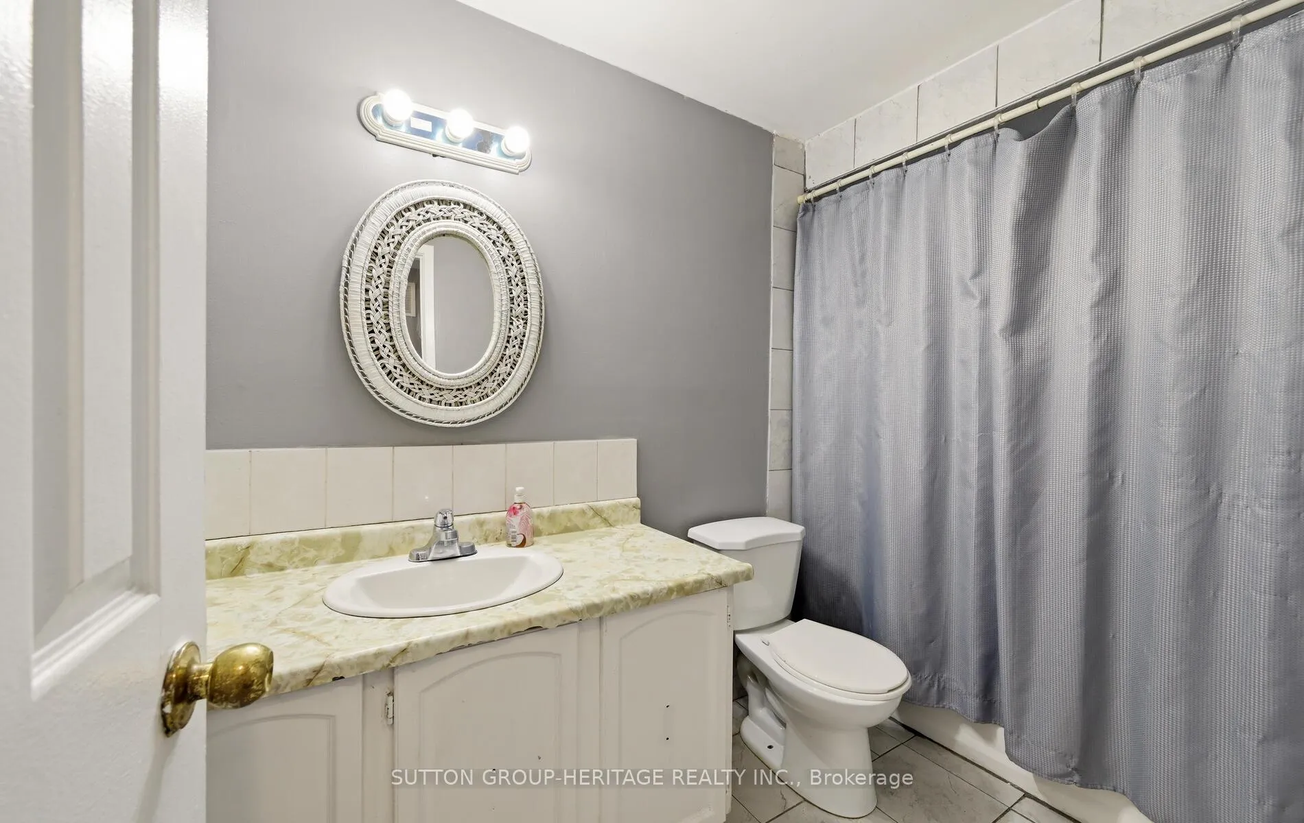 Photo 21 of 1778 Bronte Square, Pickering, Liverpool — HOMEH