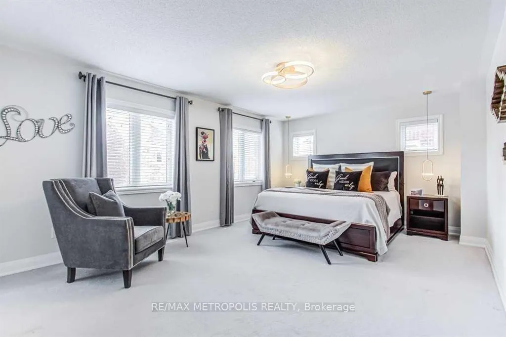 Photo 15 of 21 Corduroy Road, Markham, Victoria Manor-Jennings Gate — HOMEH
