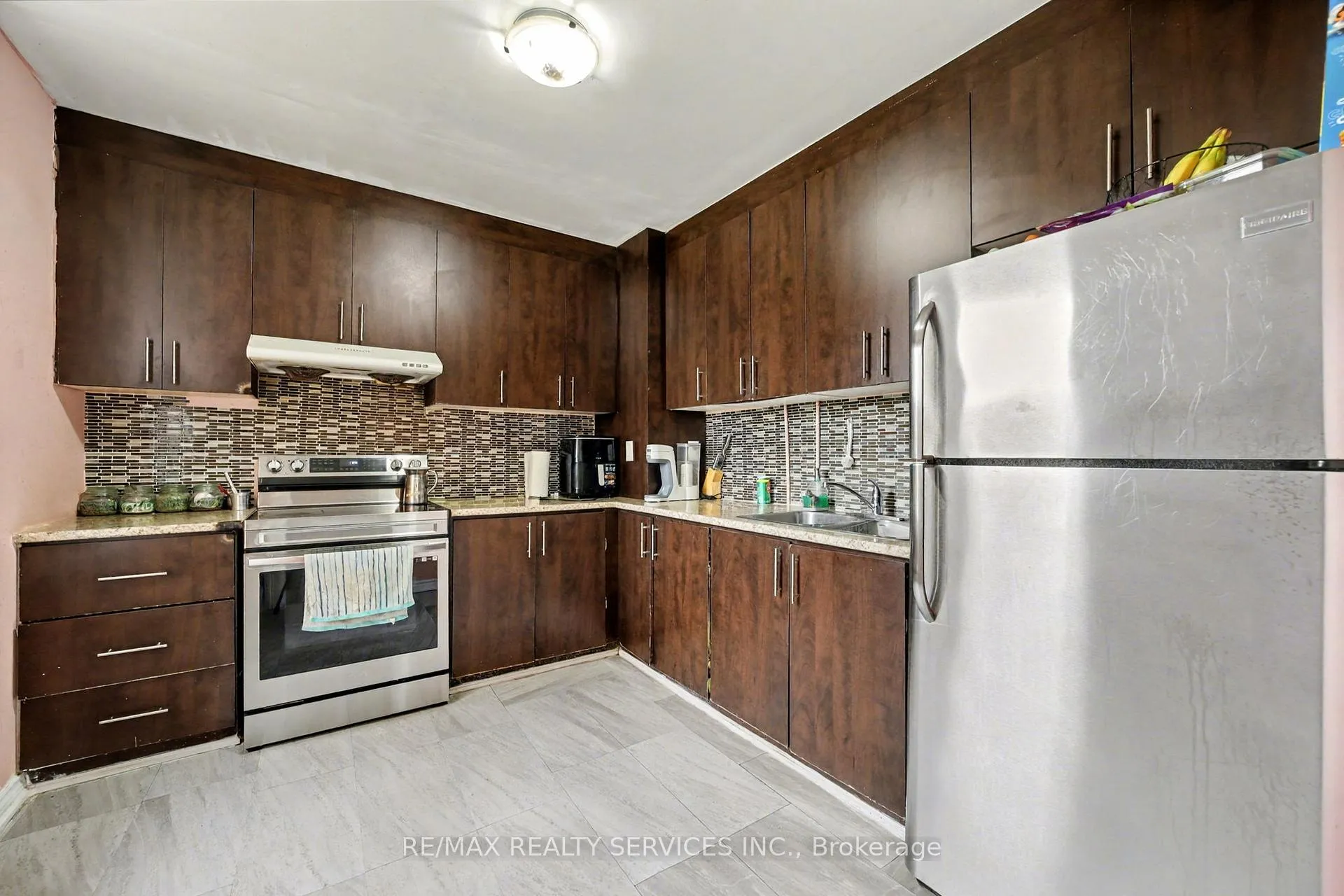 Photo 15 of 11889 Fourth Line, Halton Hills, Rural Halton Hills — HOMEH