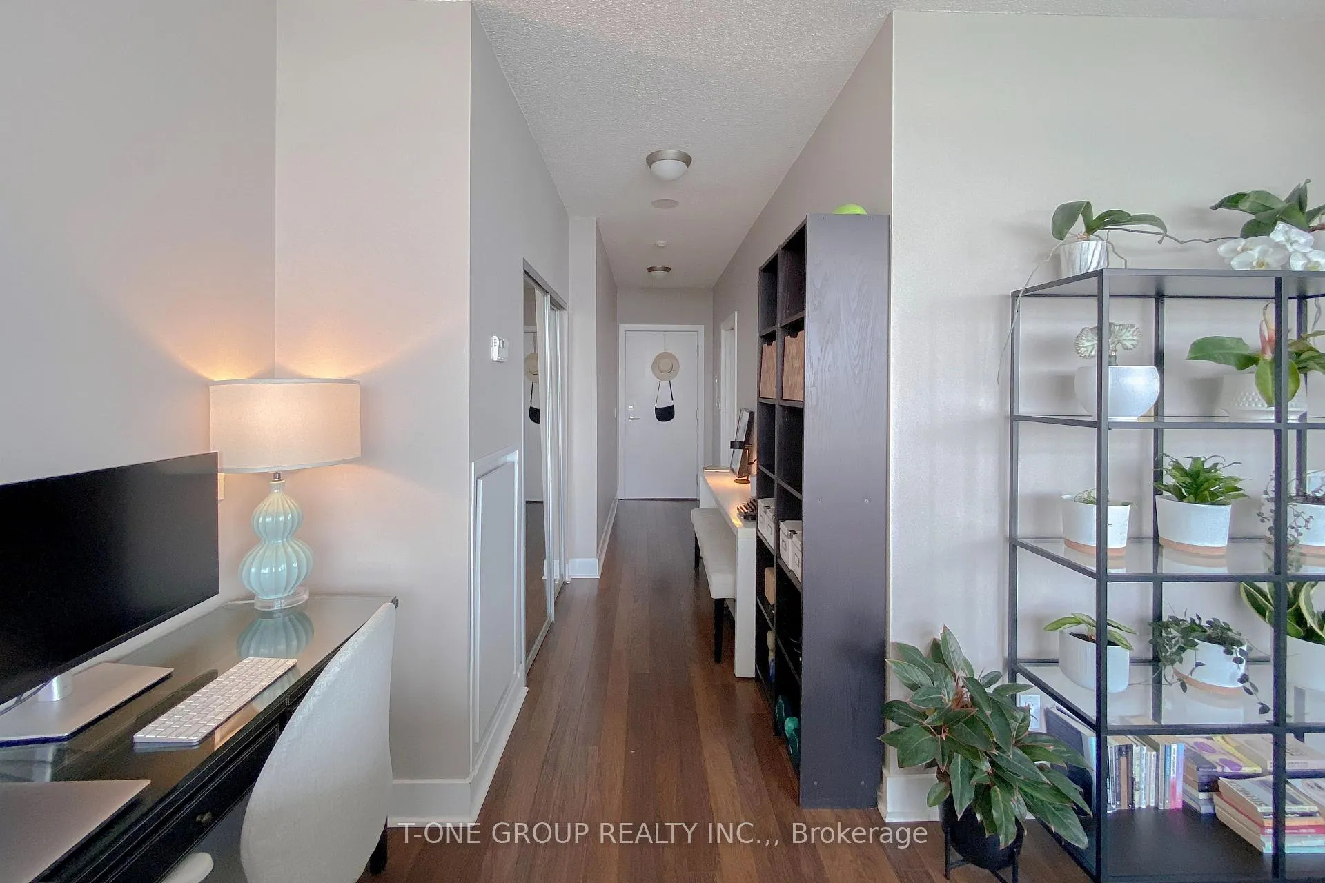 Photo 5 of Unit 825, 90 Stadium Road, Toronto, Niagara — HOMEH