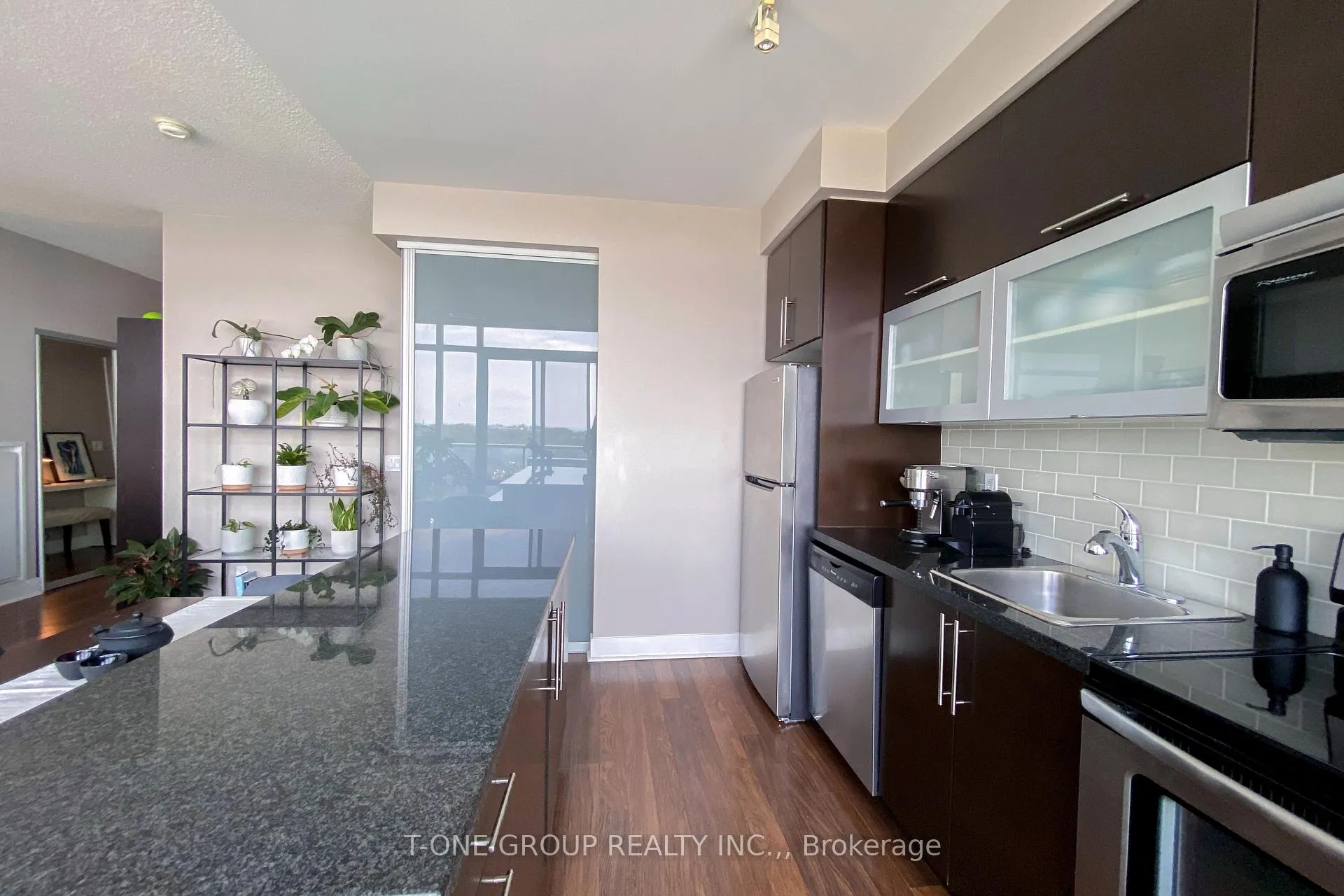 Photo 12 of Unit 825, 90 Stadium Road, Toronto, Niagara — HOMEH