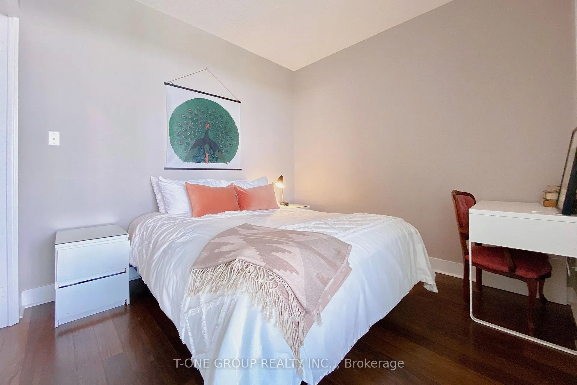 Photo 18 of Unit 825, 90 Stadium Road, Toronto, Niagara — HOMEH