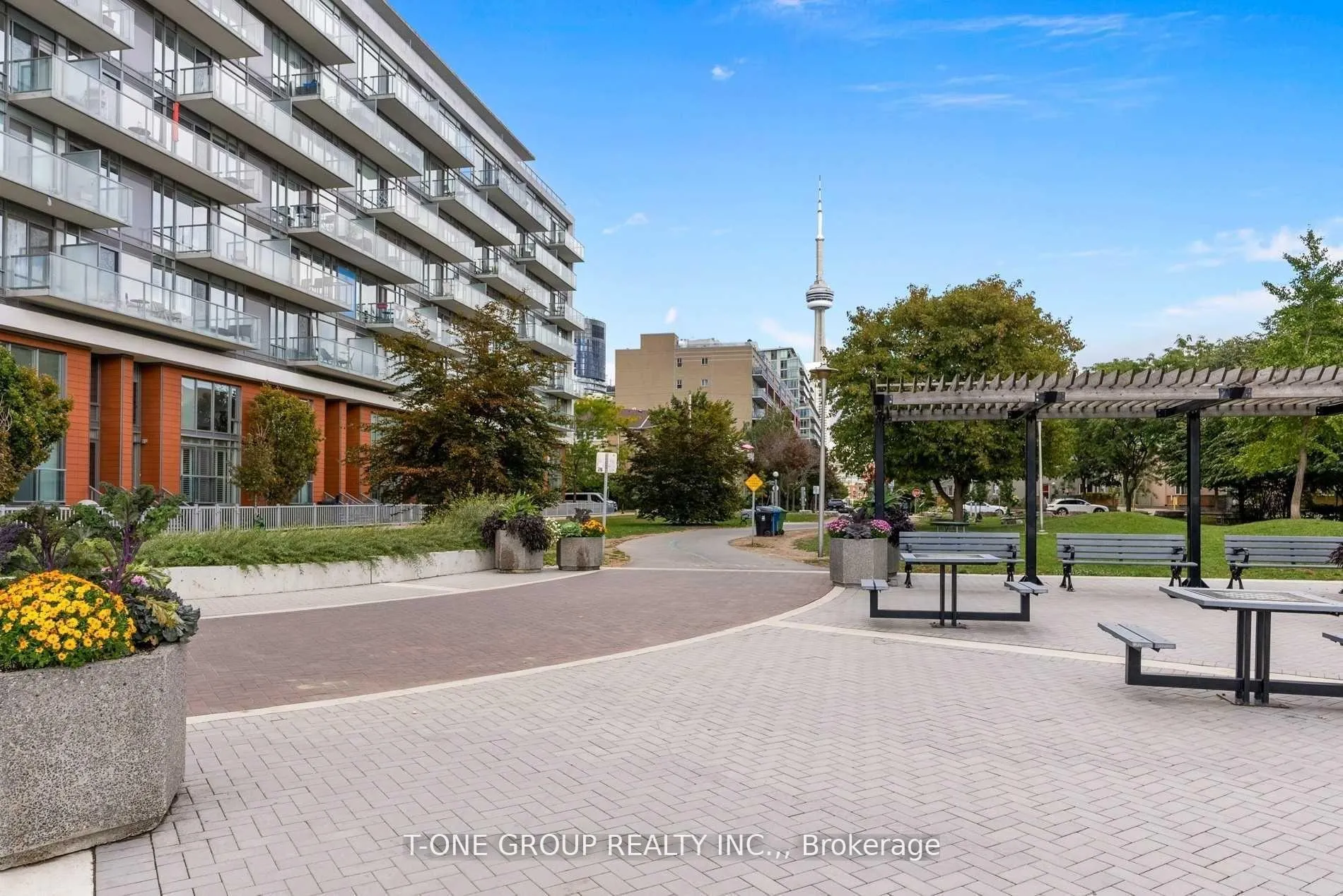Photo 26 of Unit 825, 90 Stadium Road, Toronto, Niagara — HOMEH