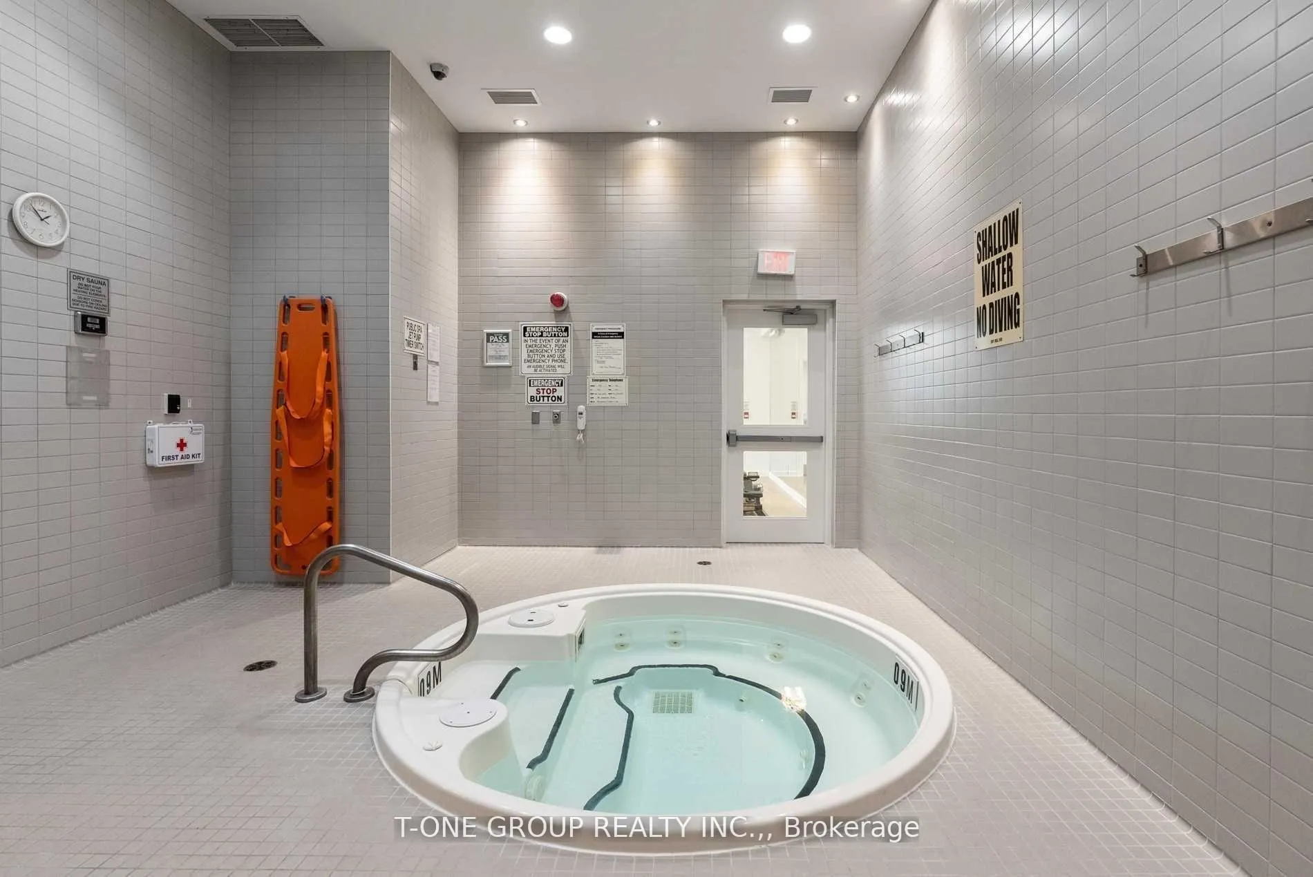 Photo 28 of Unit 825, 90 Stadium Road, Toronto, Niagara — HOMEH