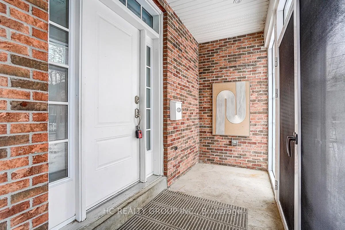 Photo 4 of 8 Beech Street, Markham, Old Markham Village — HOMEH