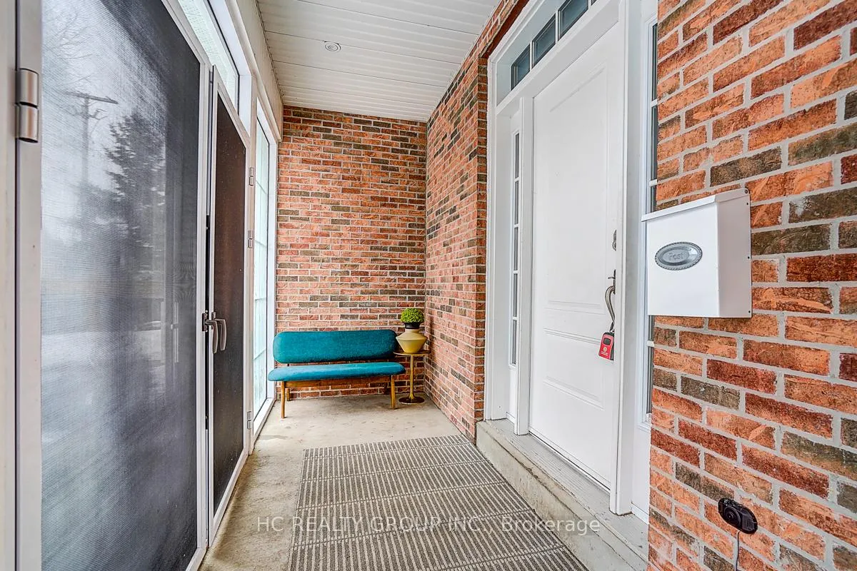 Photo 5 of 8 Beech Street, Markham, Old Markham Village — HOMEH