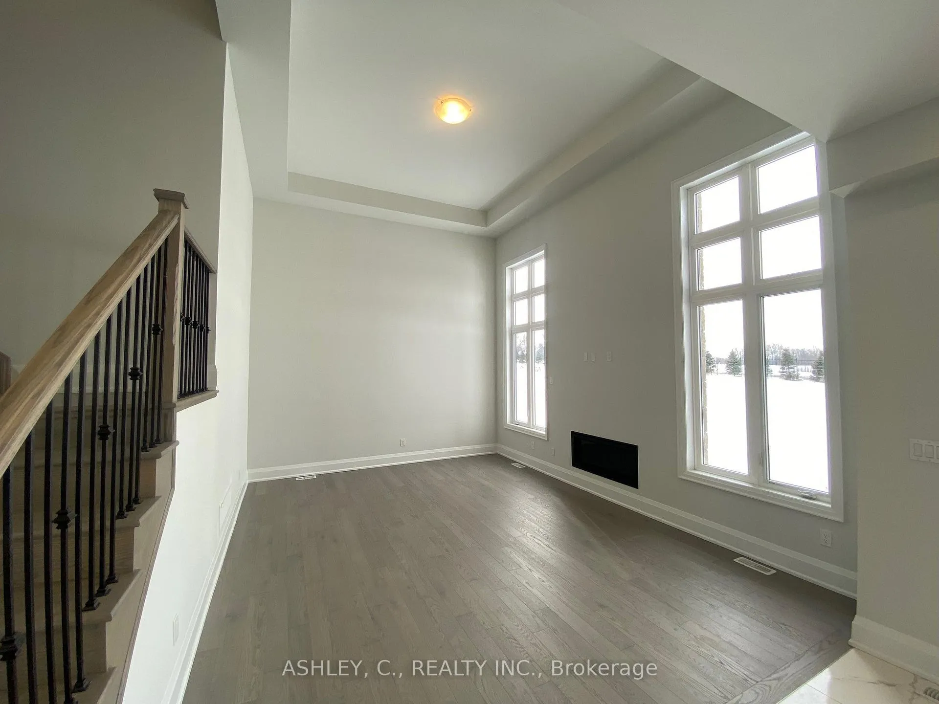Photo 13 of 98 William Crisp Drive, Caledon, Alton — HOMEH