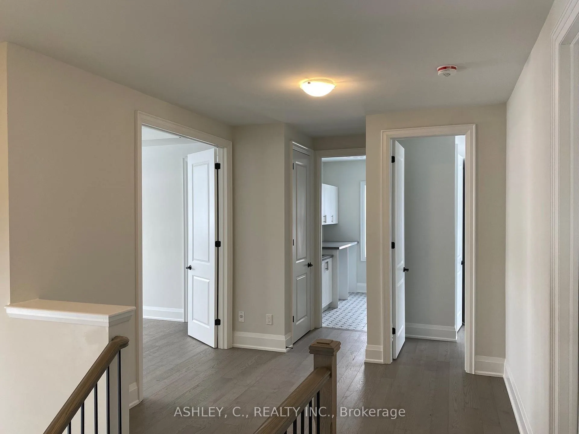 Photo 17 of 98 William Crisp Drive, Caledon, Alton — HOMEH