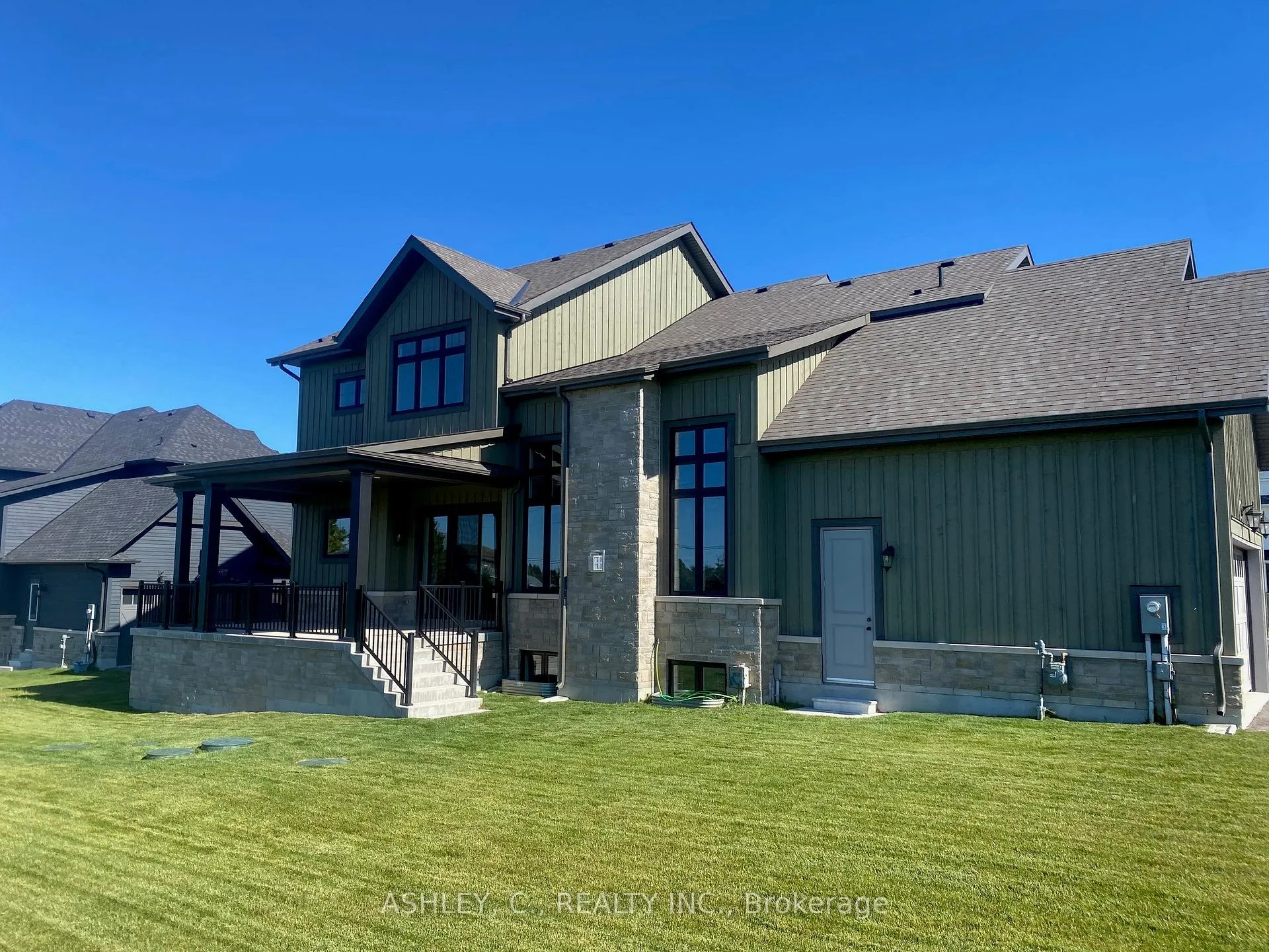 Photo 31 of 98 William Crisp Drive, Caledon, Alton — HOMEH