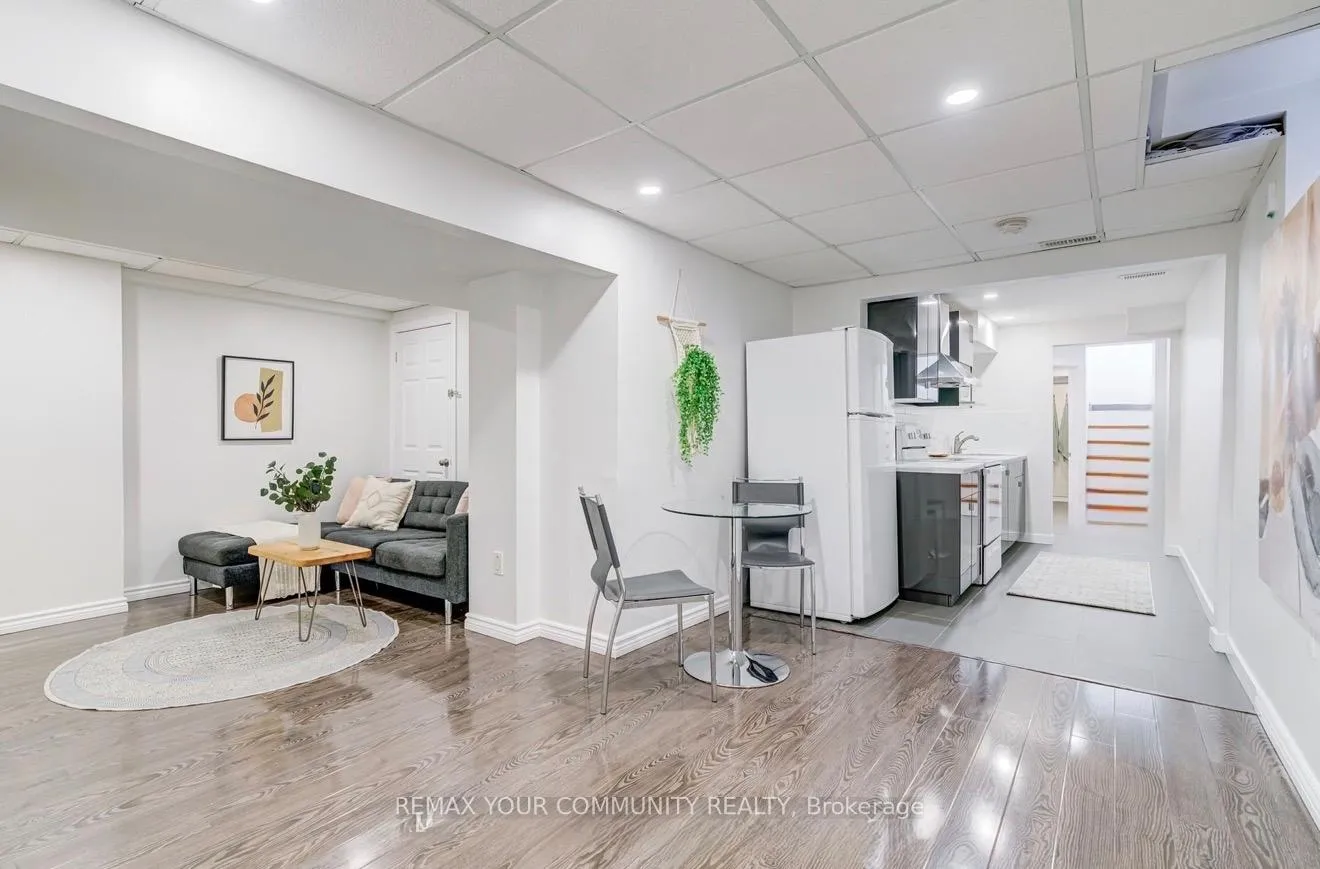 Photo 8 of 8 Ozner Crescent, Vaughan, Vellore Village — HOMEH