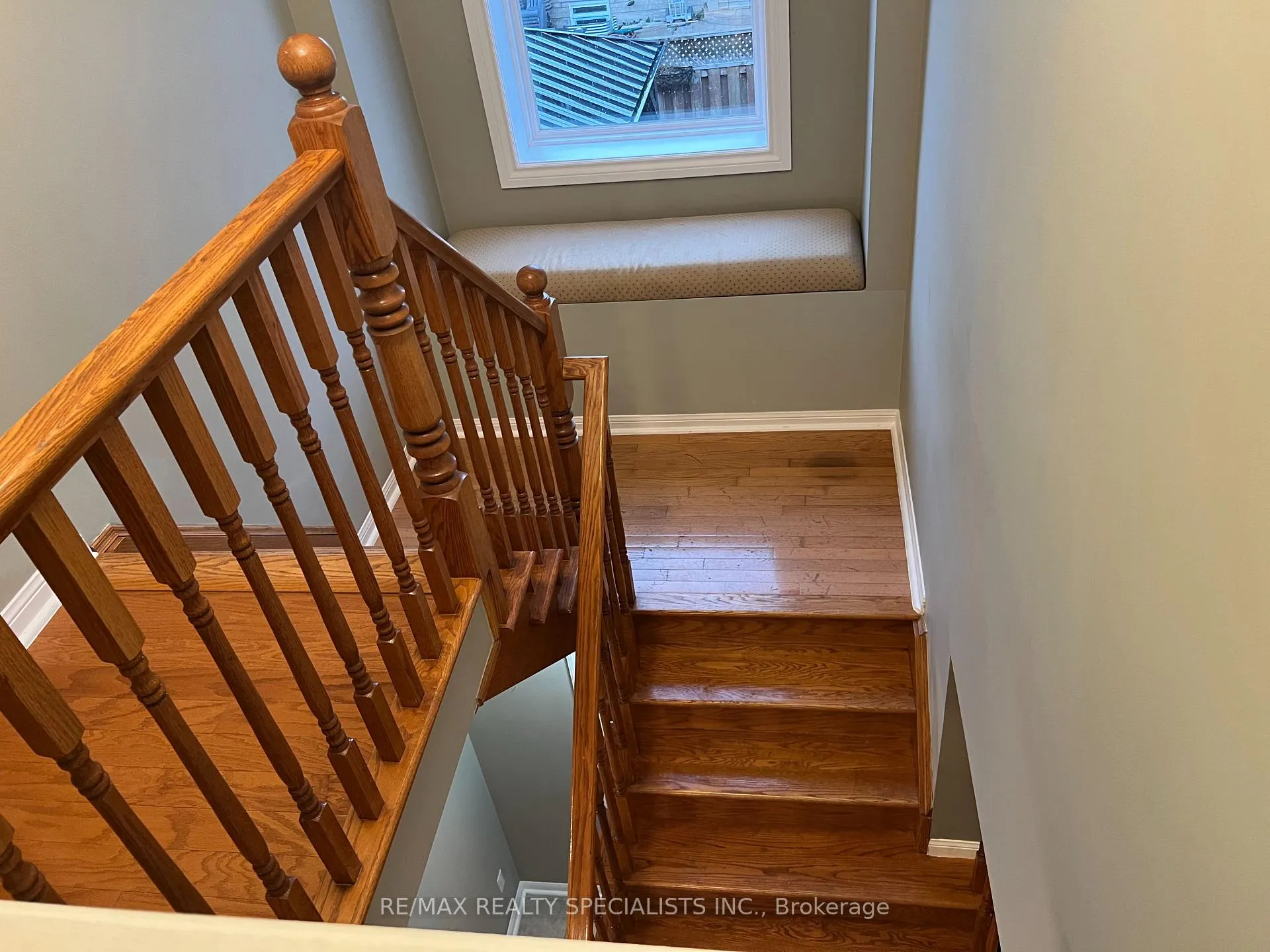 Photo 15 of 55 Thorpe Crescent, Brampton, Fletcher's Meadow — HOMEH