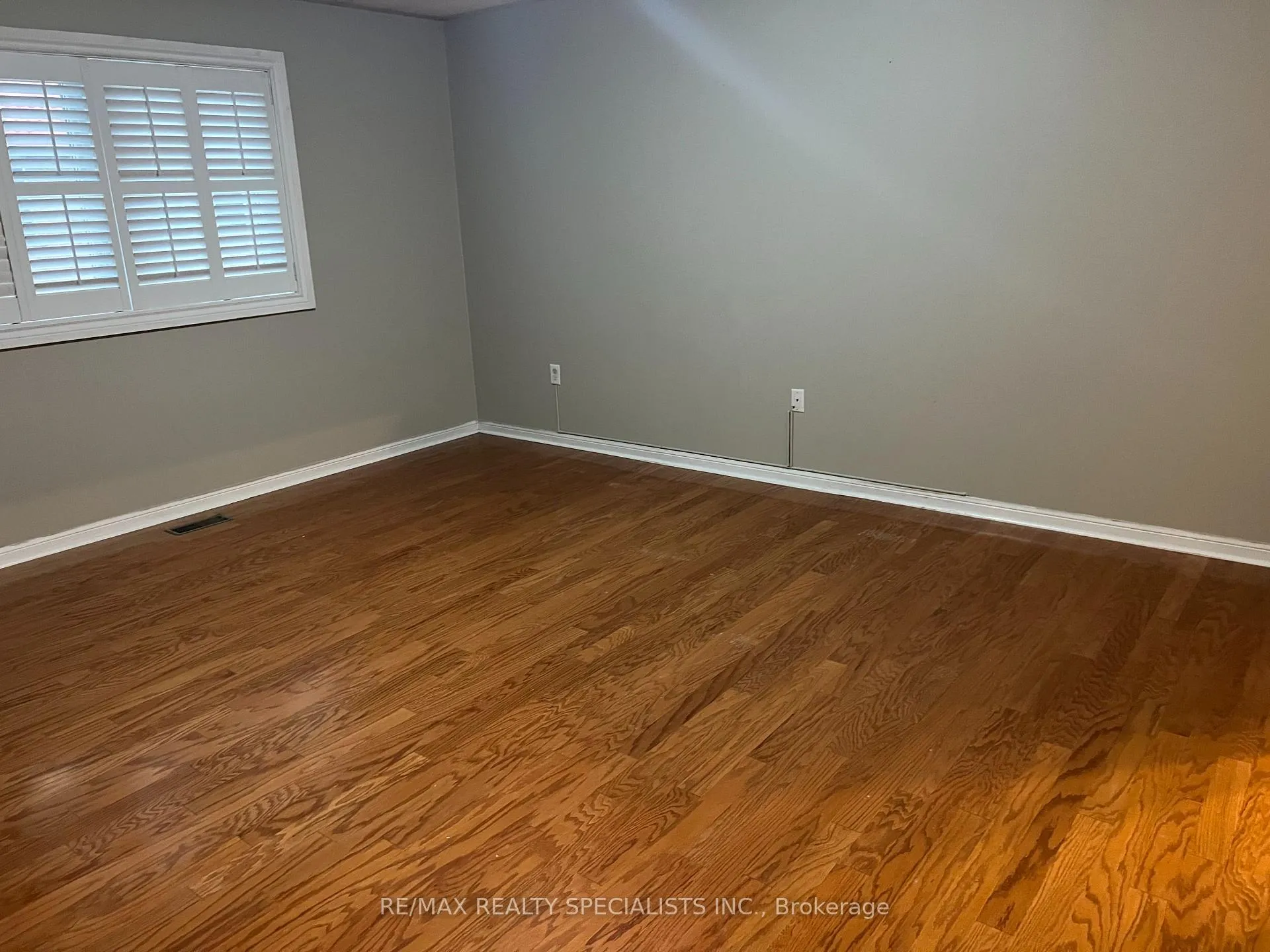 Photo 19 of 55 Thorpe Crescent, Brampton, Fletcher's Meadow — HOMEH