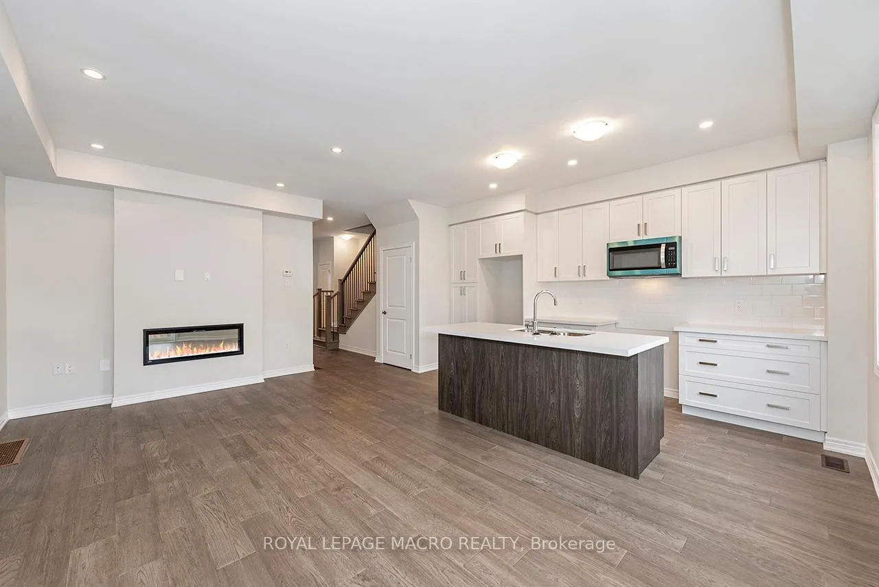 Photo 12 of 24 Linden Park Lane, Hamilton, Hill Park — HOMEH