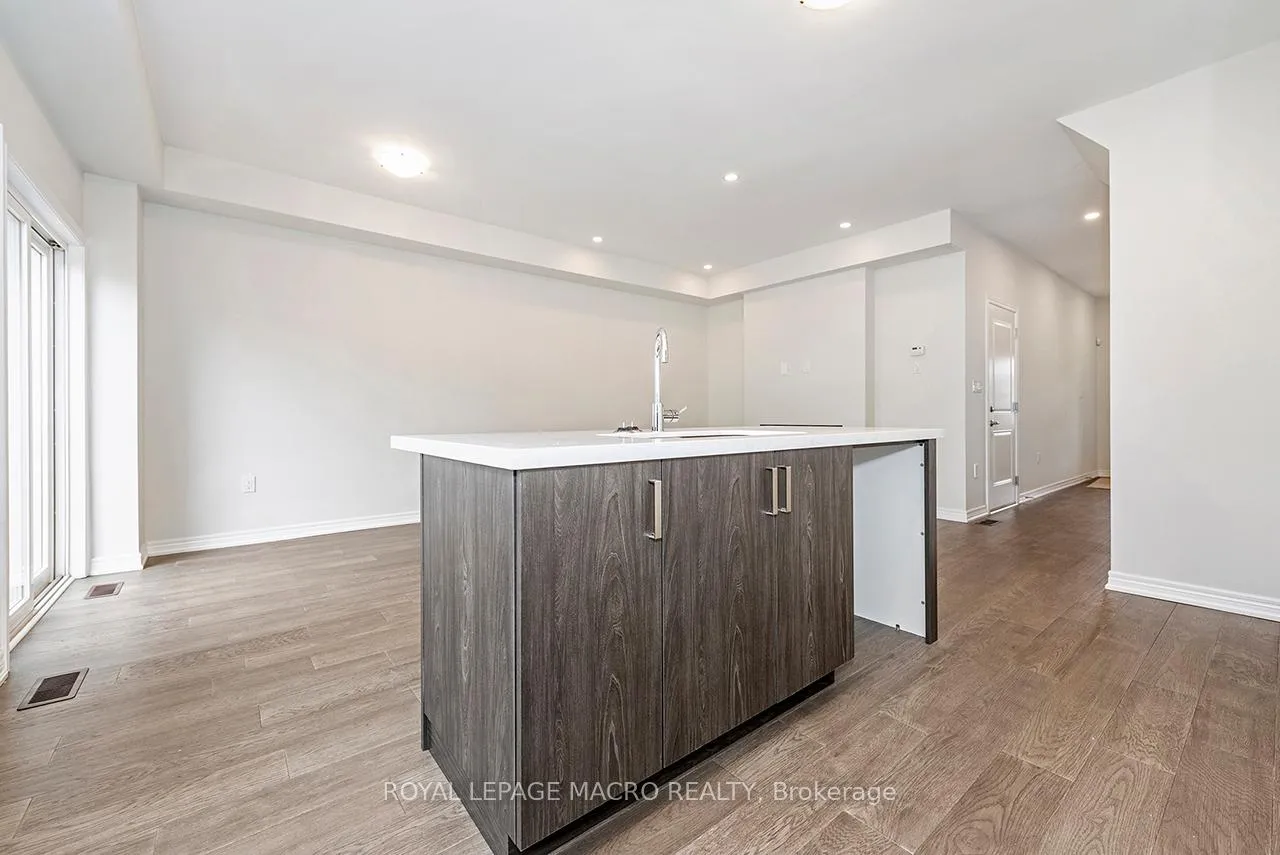 Photo 15 of 24 Linden Park Lane, Hamilton, Hill Park — HOMEH
