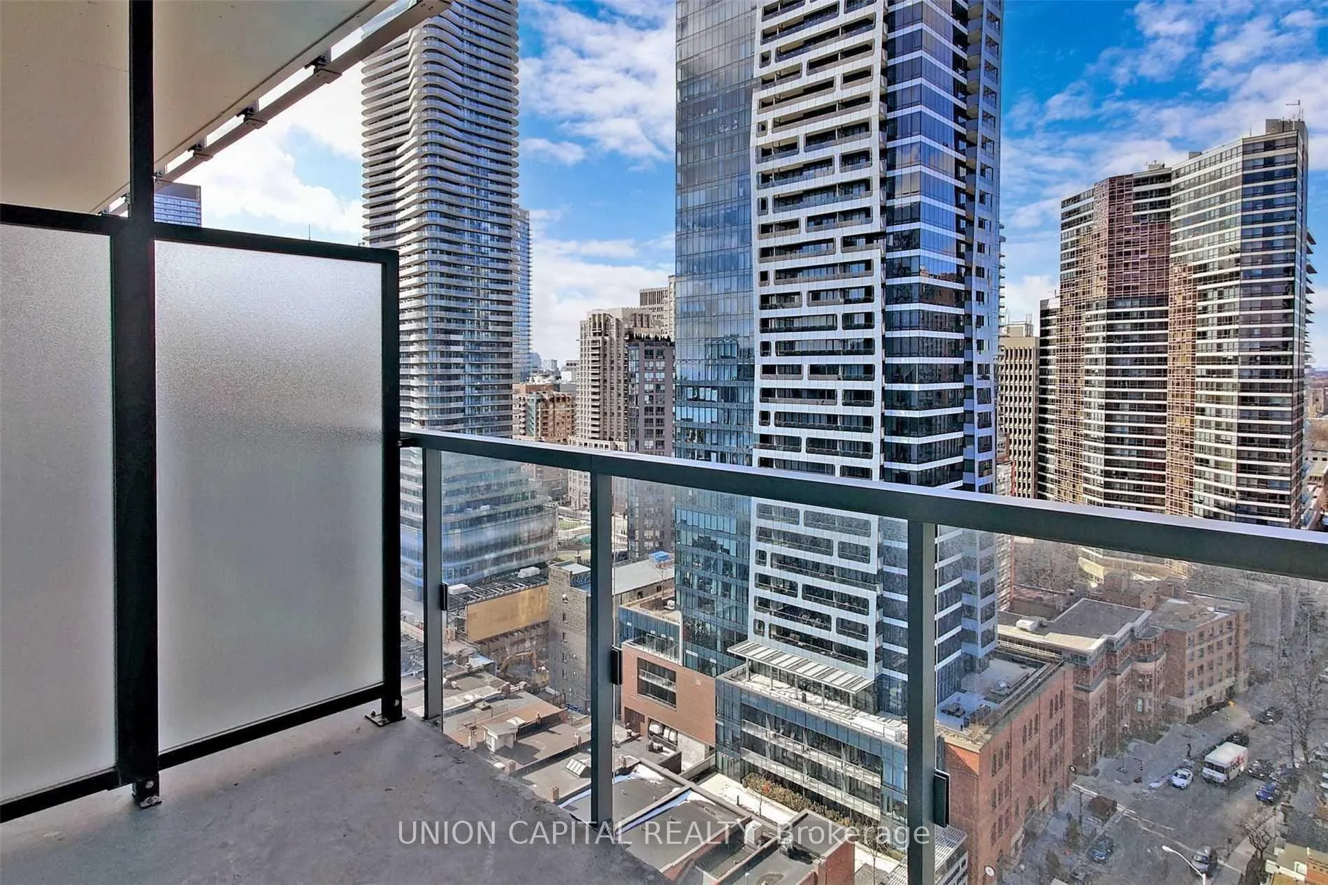Photo 18 of Unit 2013, 3 Gloucester Street, Toronto, Church-Yonge Corridor — HOMEH