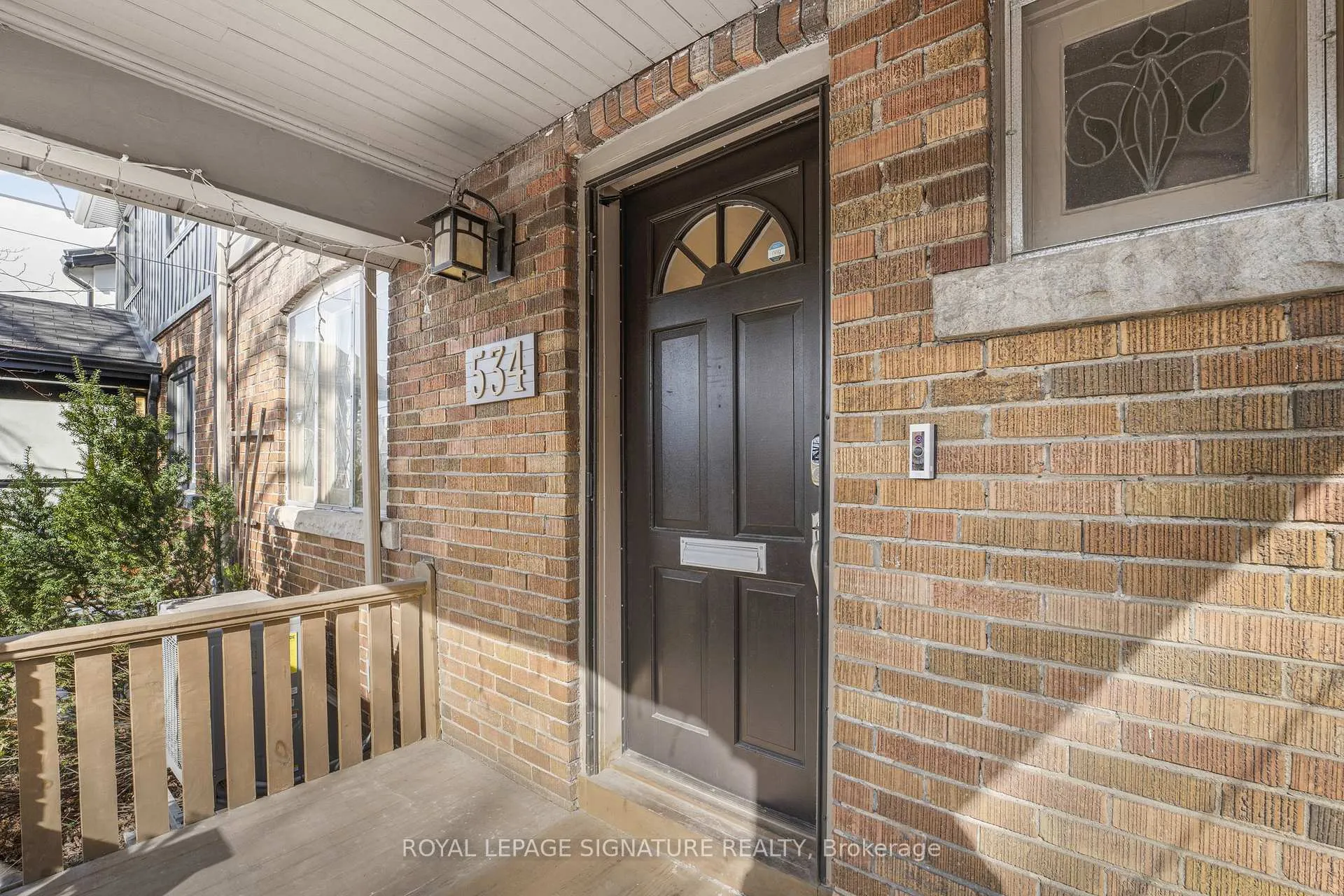 Photo 2 of 534 Millwood Road, Toronto, Mount Pleasant East — HOMEH
