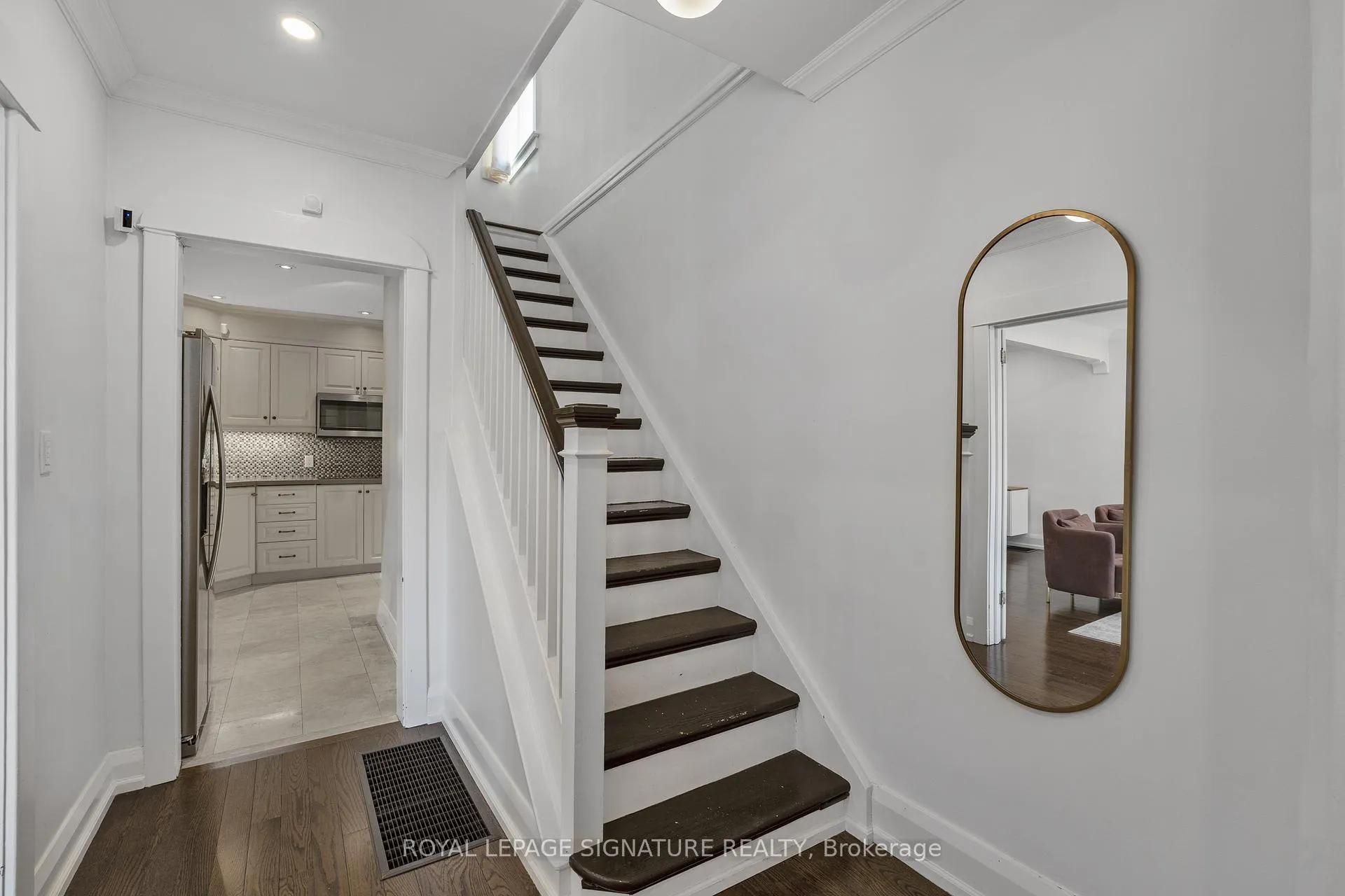 Photo 14 of 534 Millwood Road, Toronto, Mount Pleasant East — HOMEH