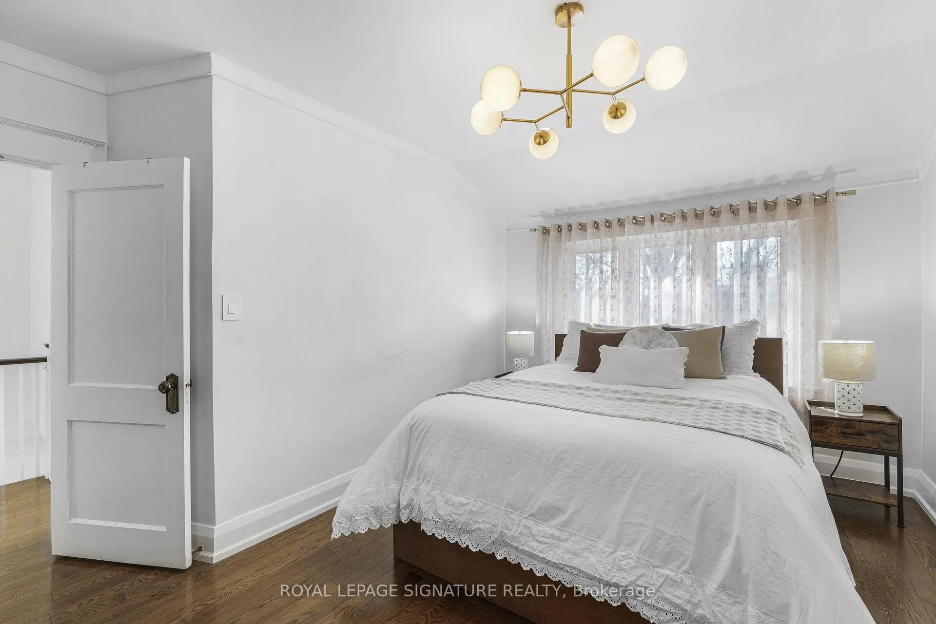 Photo 17 of 534 Millwood Road, Toronto, Mount Pleasant East — HOMEH