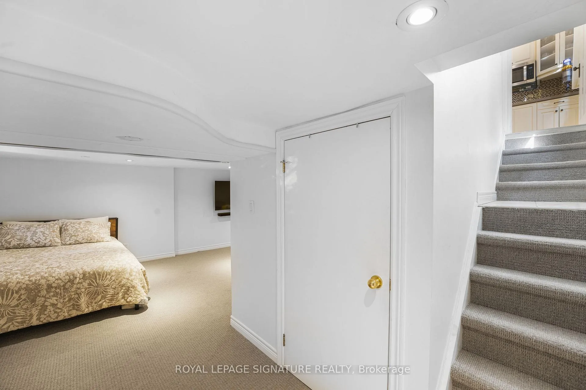 Photo 28 of 534 Millwood Road, Toronto, Mount Pleasant East — HOMEH