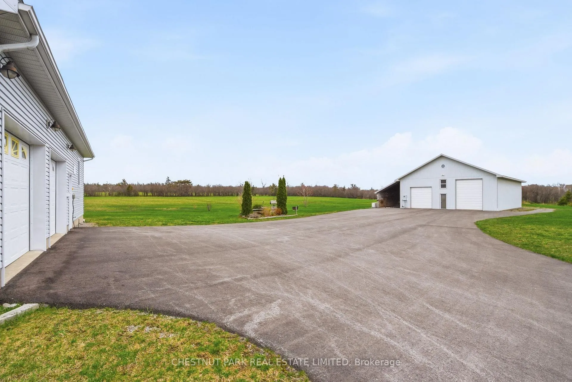 Photo 34 of 1167 County Rd 18, Prince Edward County, Athol Ward — HOMEH