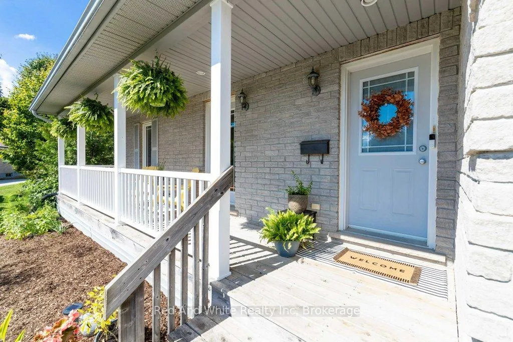 Photo 3 of 395 Bell Street, Minto — HOMEH