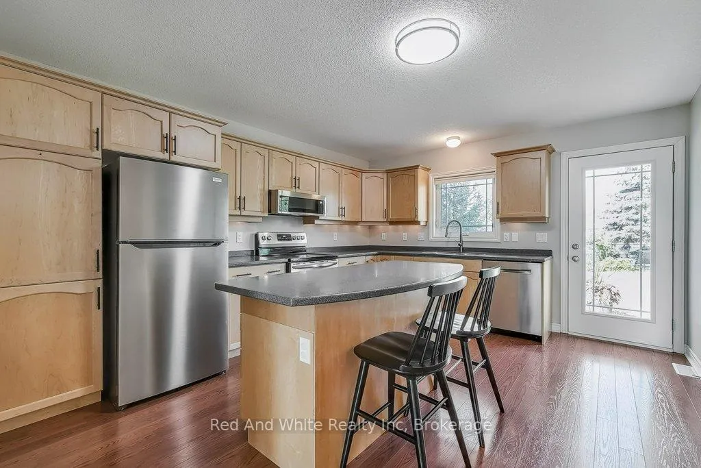Photo 8 of 395 Bell Street, Minto — HOMEH