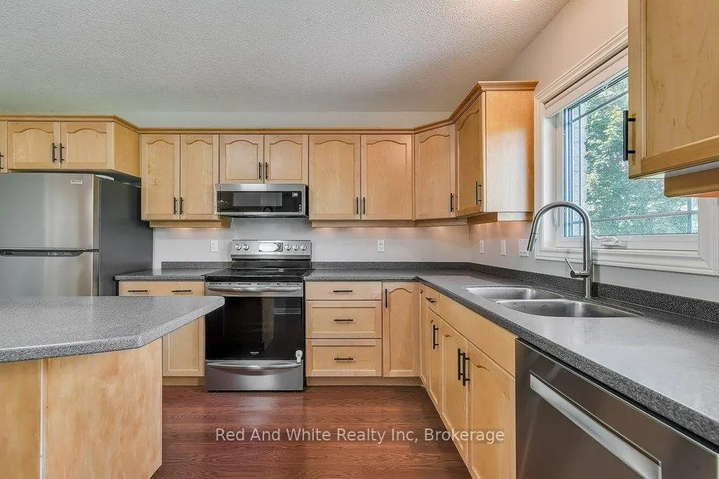 Photo 10 of 395 Bell Street, Minto — HOMEH