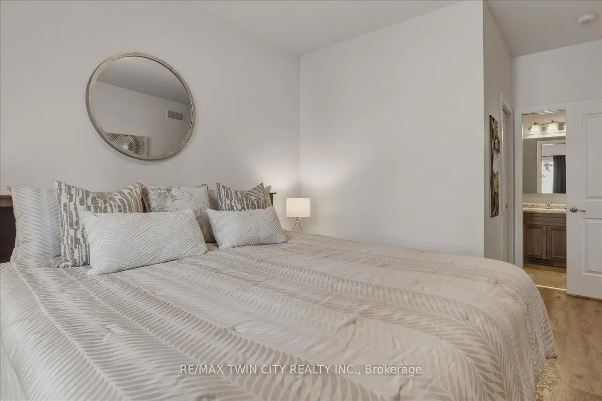 Photo 25 of Unit 11, 24 George Street N, Minto — HOMEH