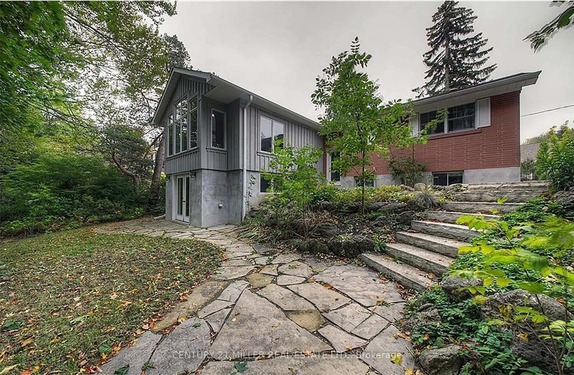 Photo 20 of 463 Avon Crescent, Oakville, Morrison — HOMEH