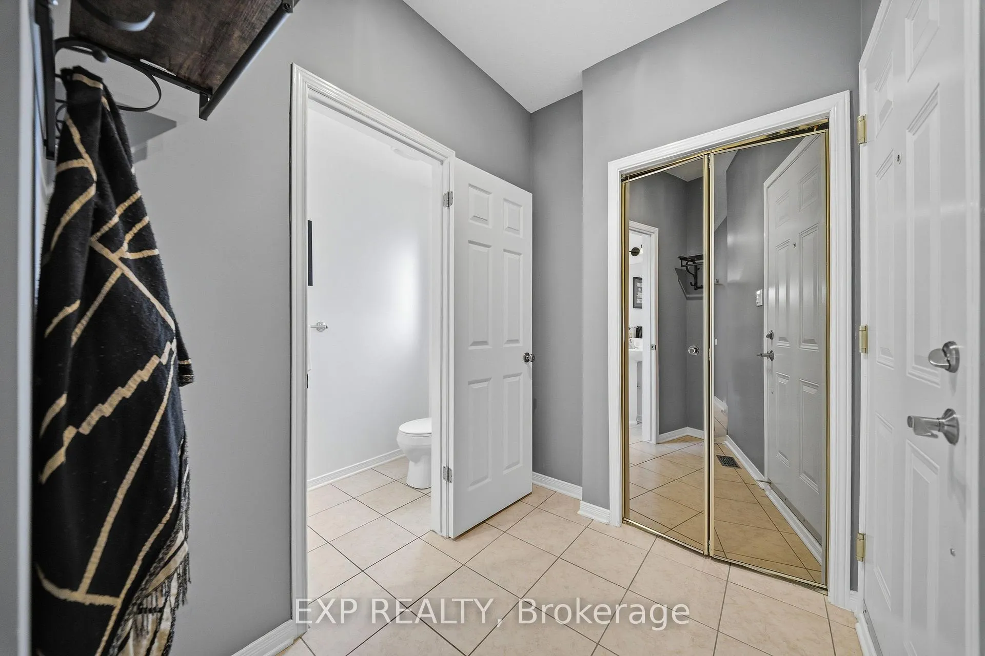 Photo 12 of 300 London Terrace, Ottawa, Manor Park — HOMEH
