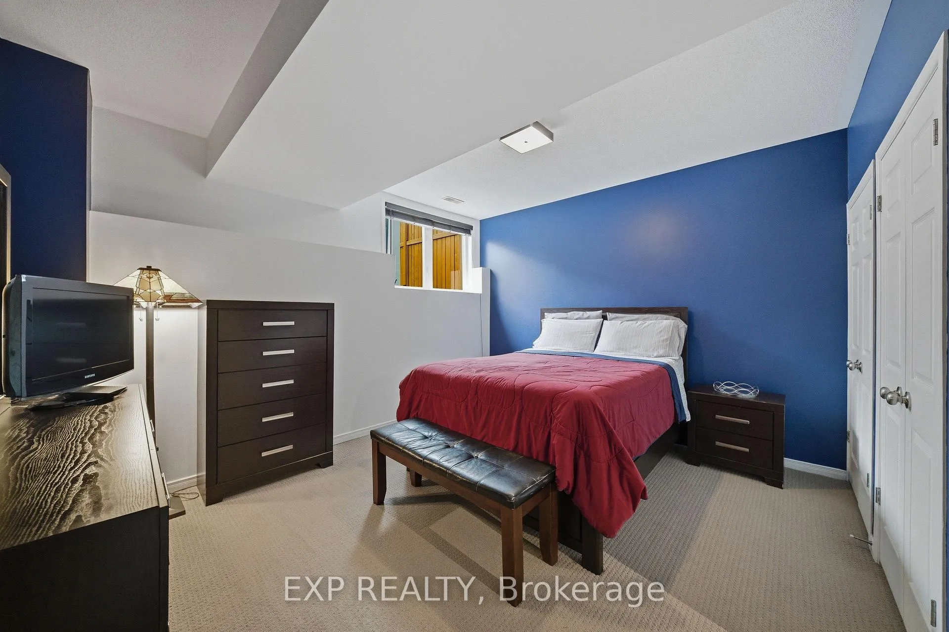 Photo 14 of 300 London Terrace, Ottawa, Manor Park — HOMEH