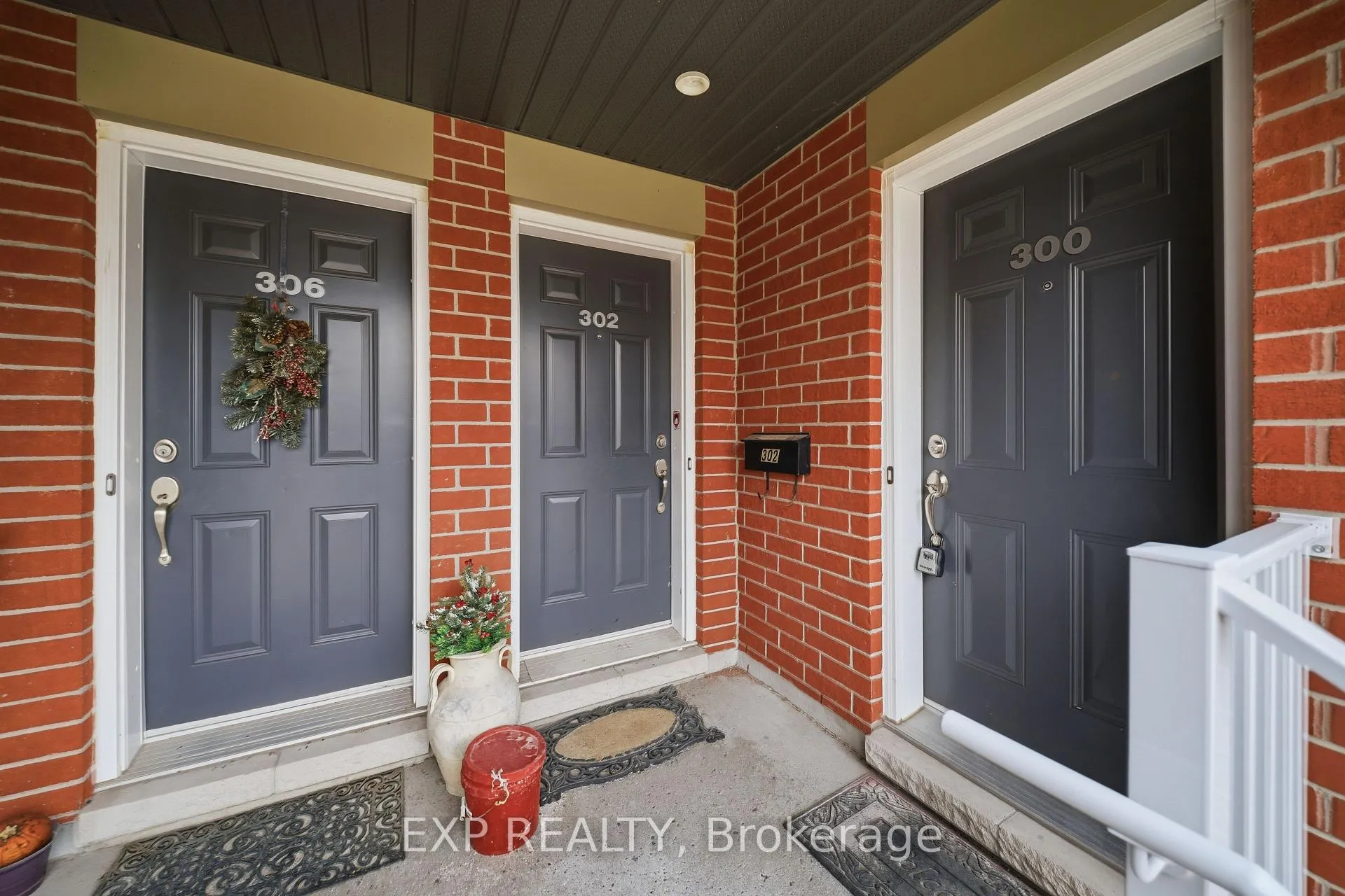 Photo 21 of 300 London Terrace, Ottawa, Manor Park — HOMEH