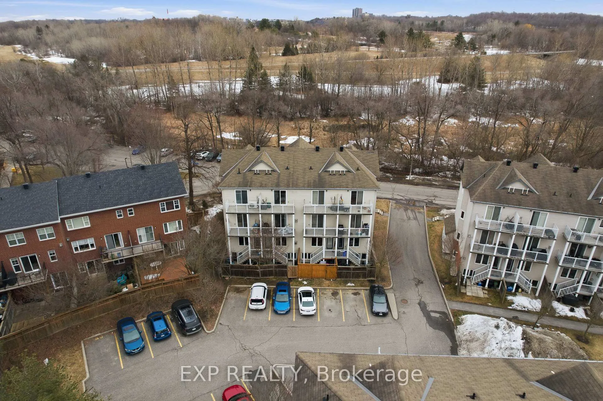 Photo 26 of 300 London Terrace, Ottawa, Manor Park — HOMEH