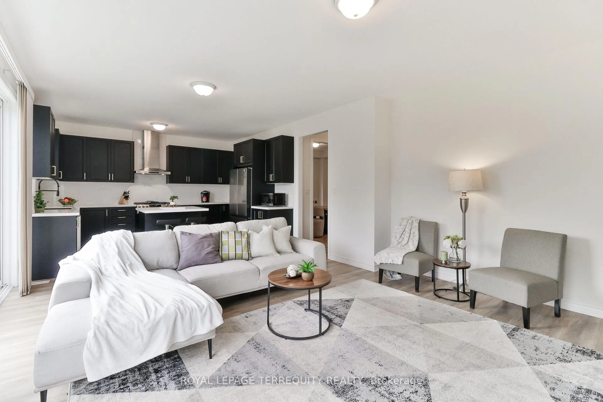 Photo 13 of 26 Sanford Circle, Springwater, Centre Vespra — HOMEH