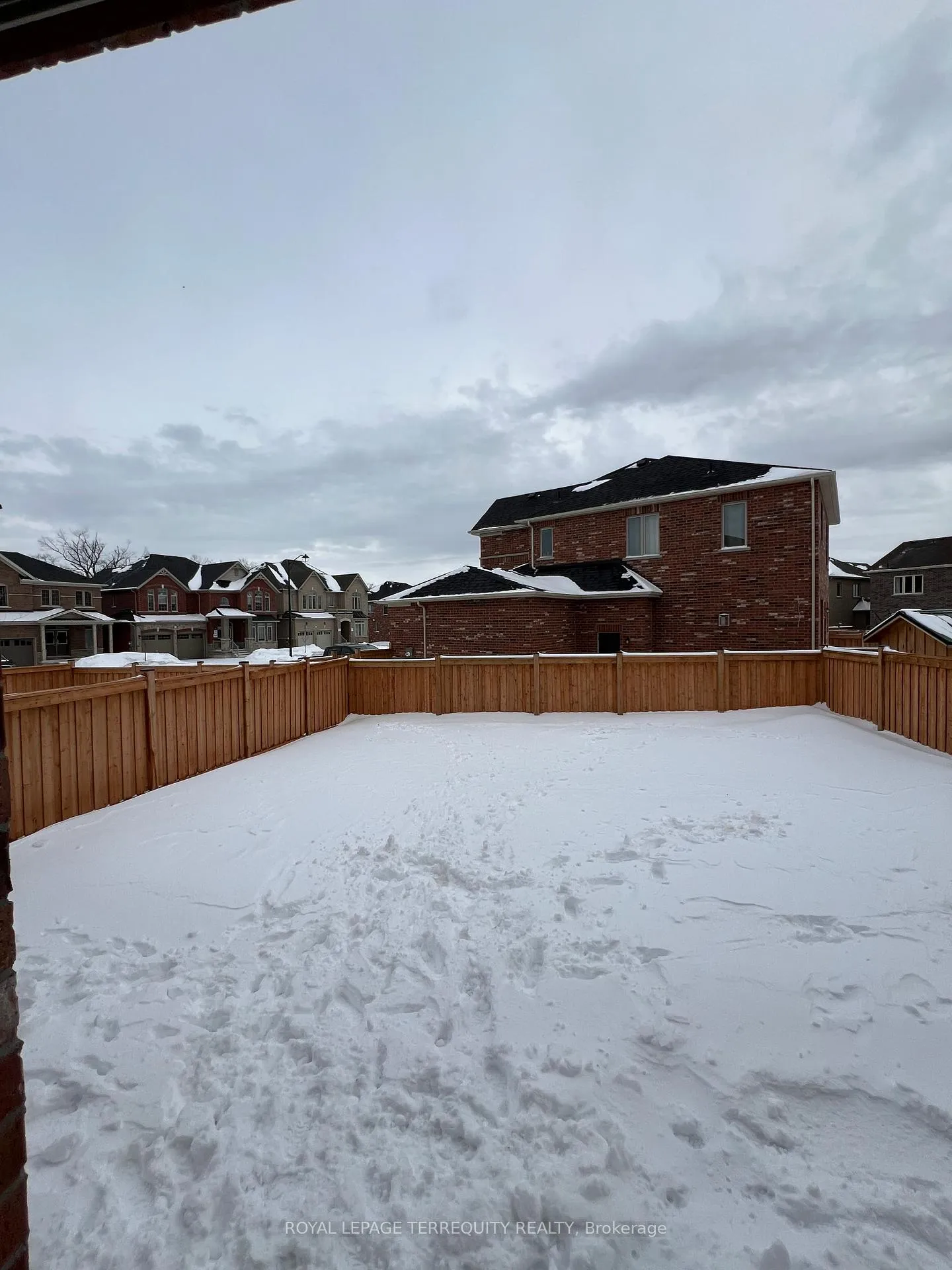 Photo 35 of 26 Sanford Circle, Springwater, Centre Vespra — HOMEH