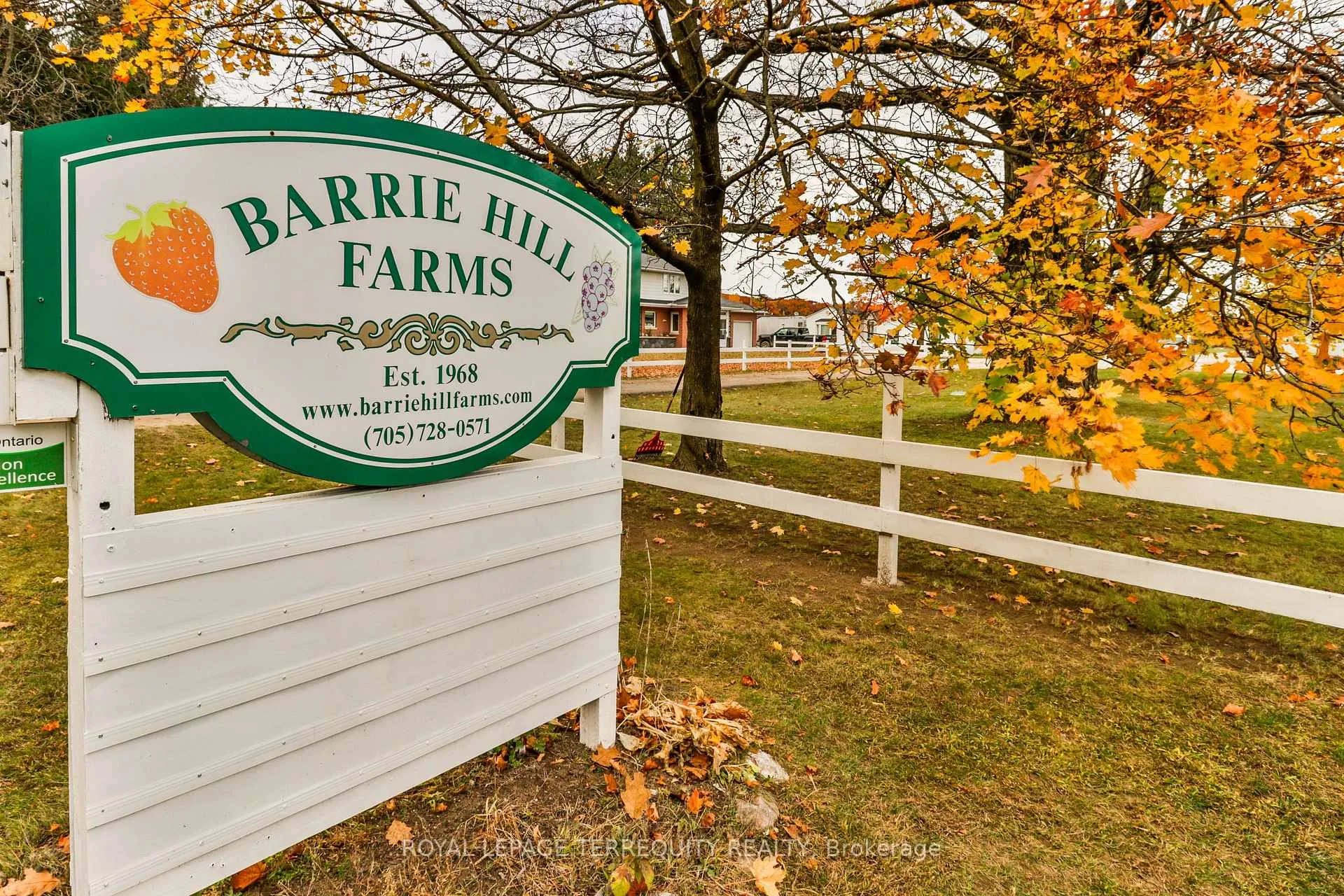 Photo 36 of 26 Sanford Circle, Springwater, Centre Vespra — HOMEH