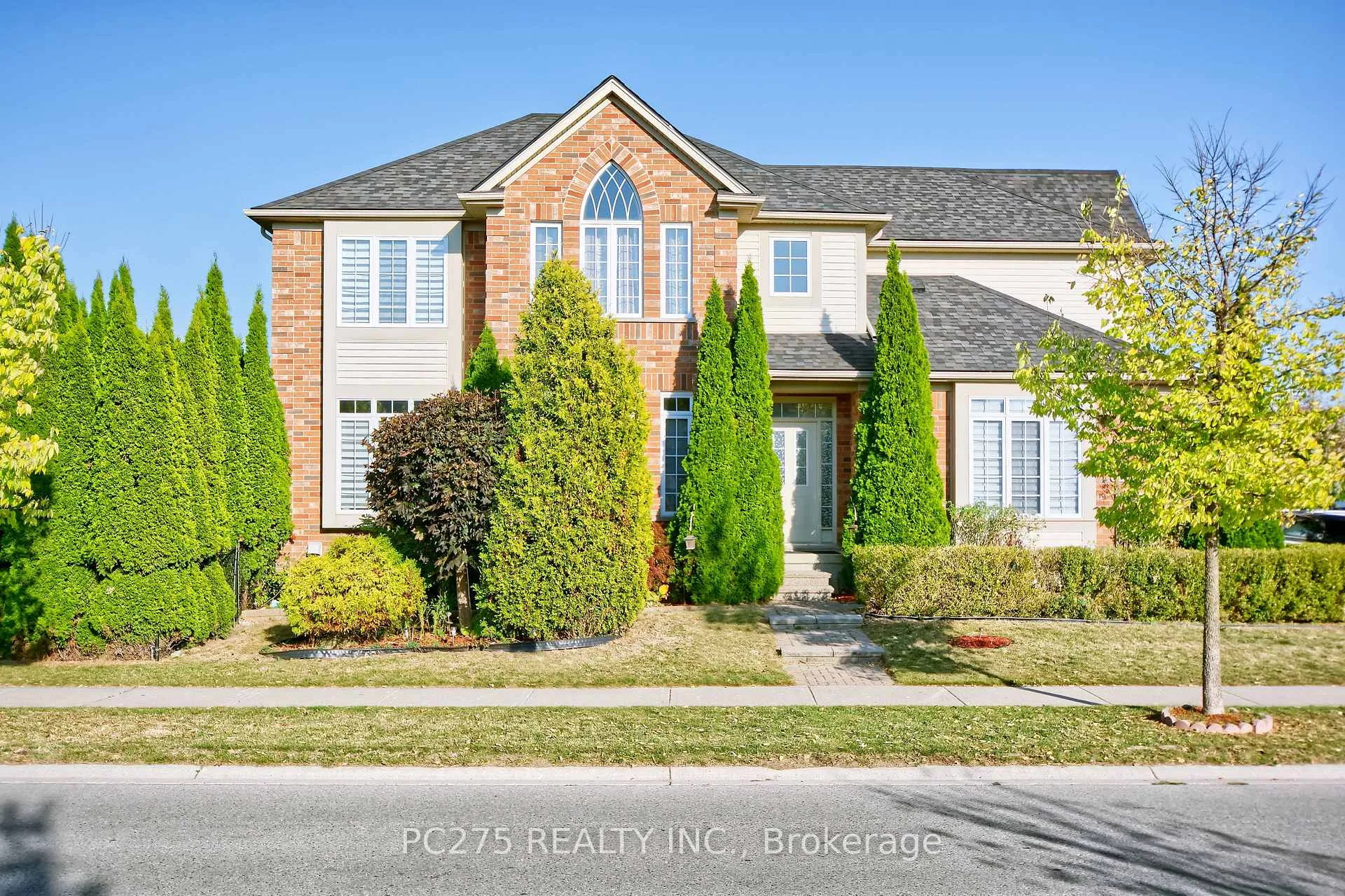 Photo 1 of 2392 Asima Drive, London, South U — HOMEH